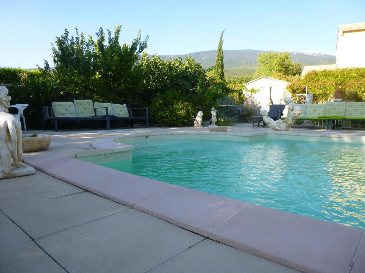 Les Gites du Mont Ventoux view 4