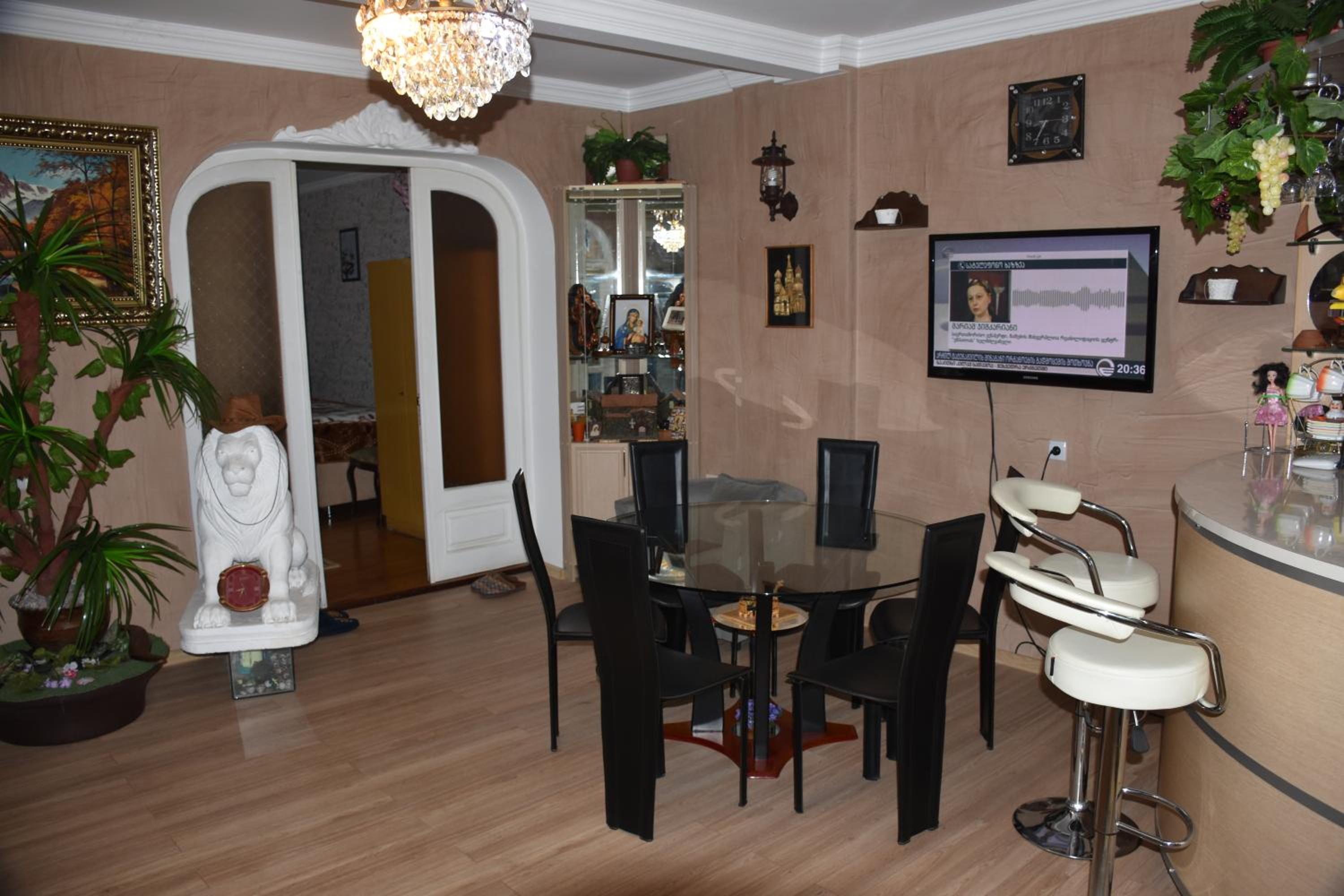 3 Room Flat in Tbilisi view 4