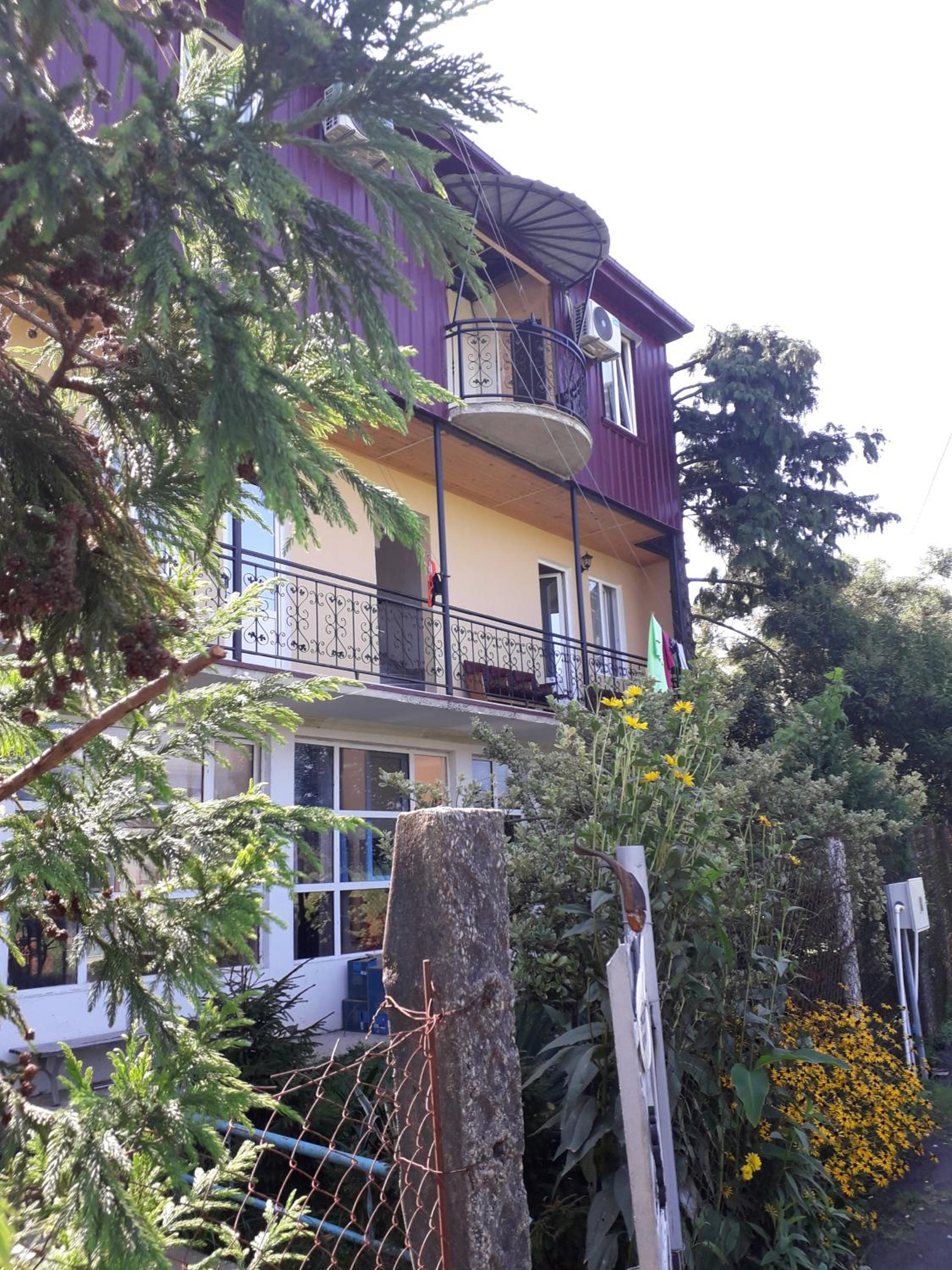 Guesthouse Achi view 4