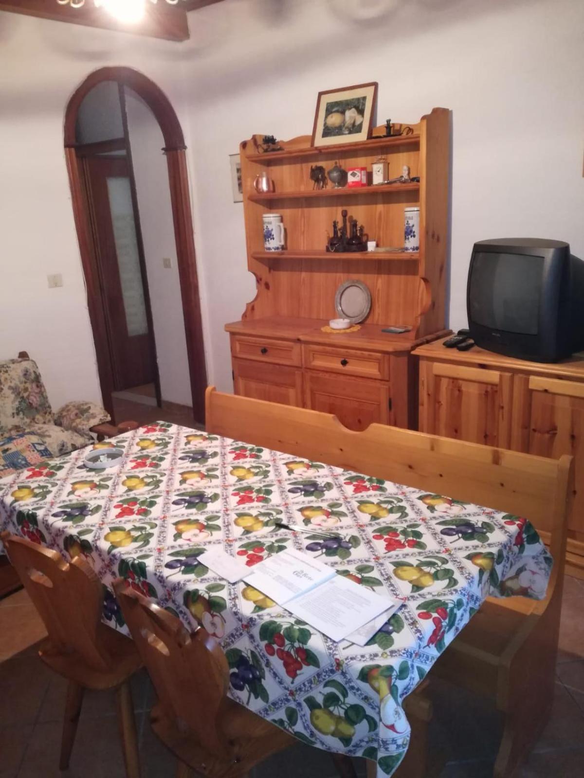 Comodo appartamento nel centro di Sassello view 2