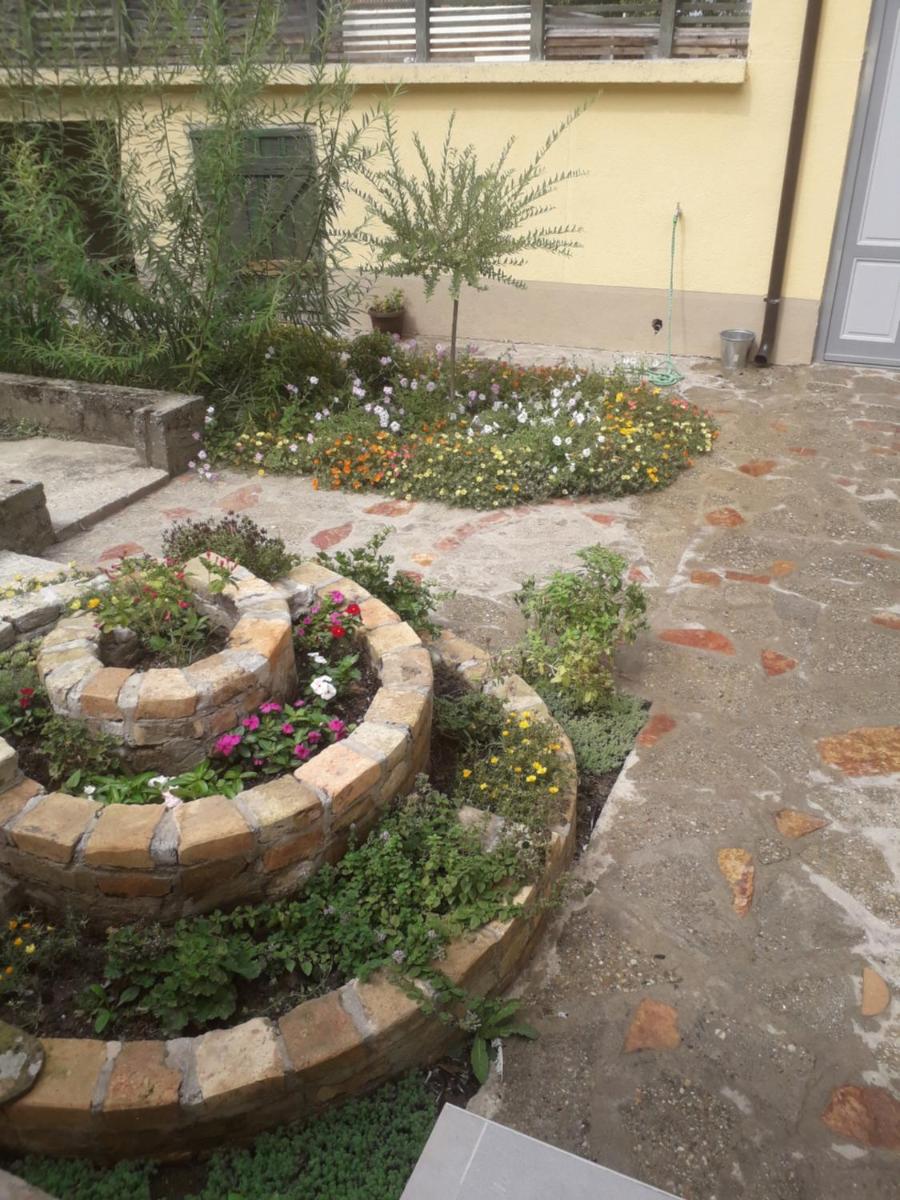 Photo 40