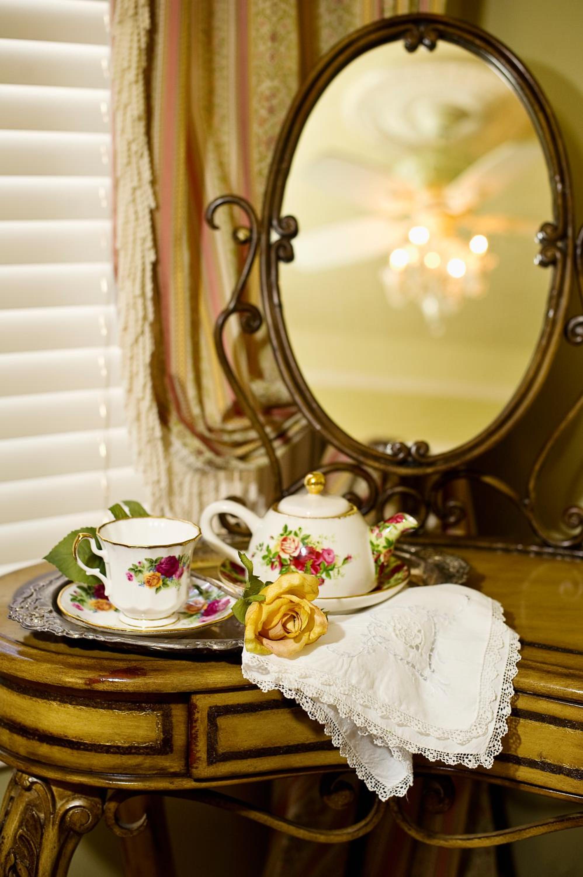 Cedar House Inn