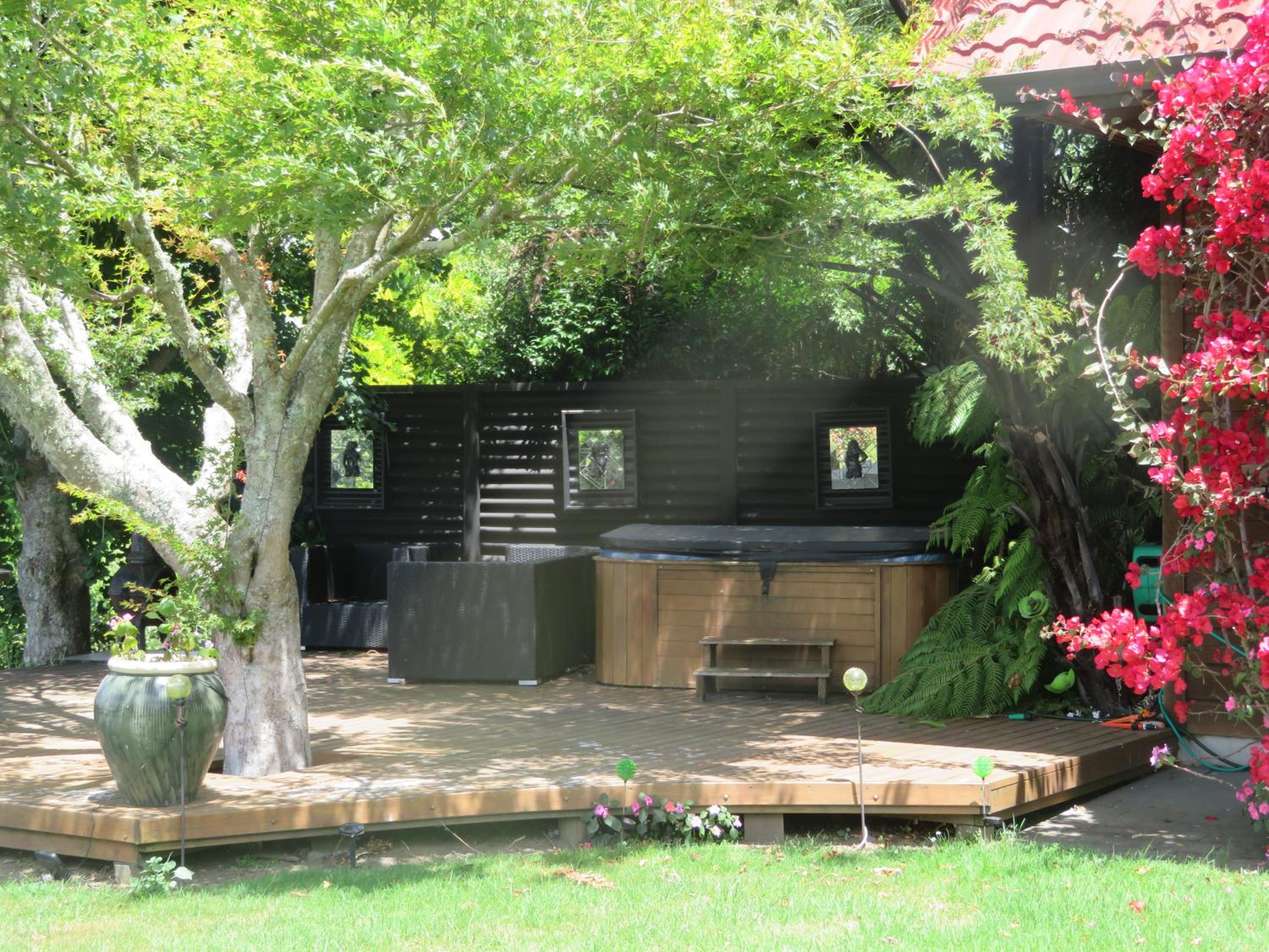 Photo 10
