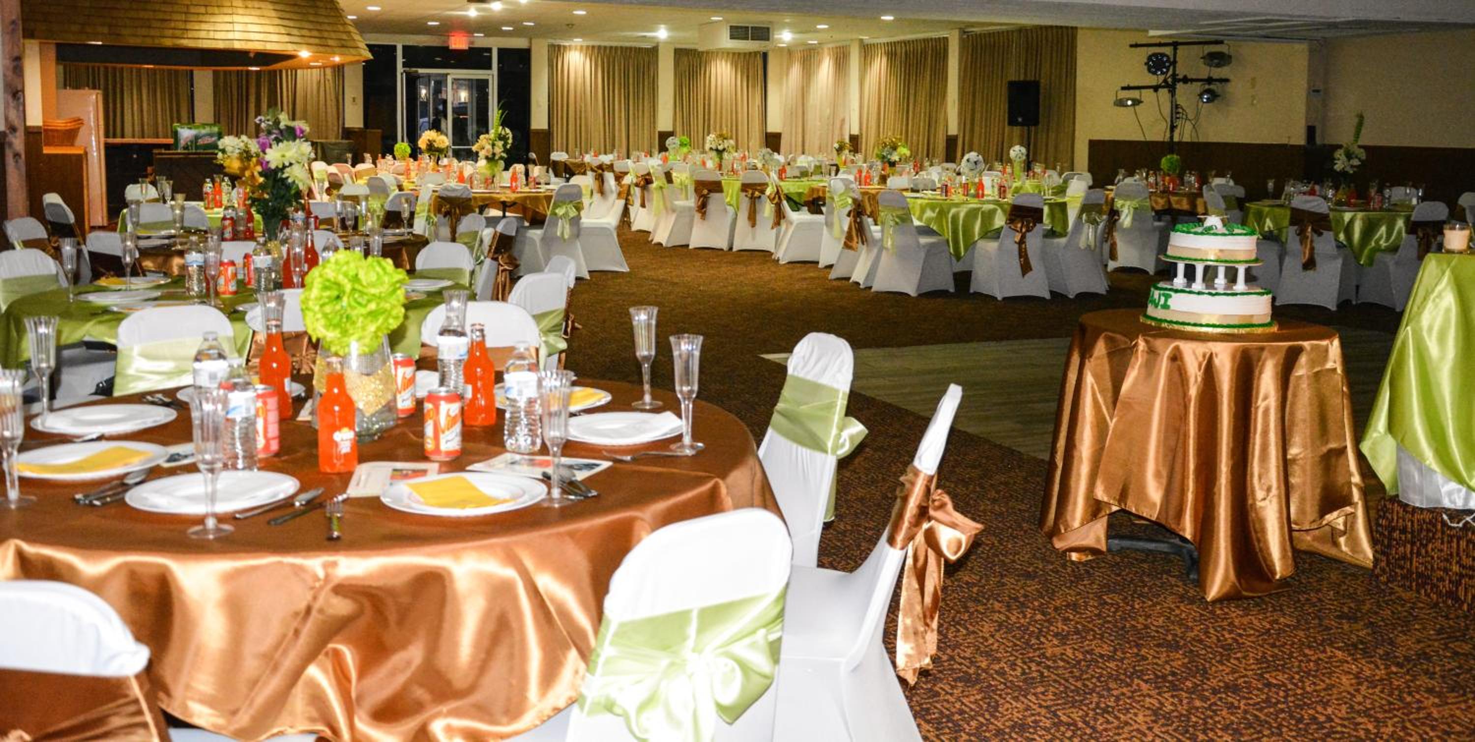 Columbus Grand Hotel & Banquet Center, Photo 21