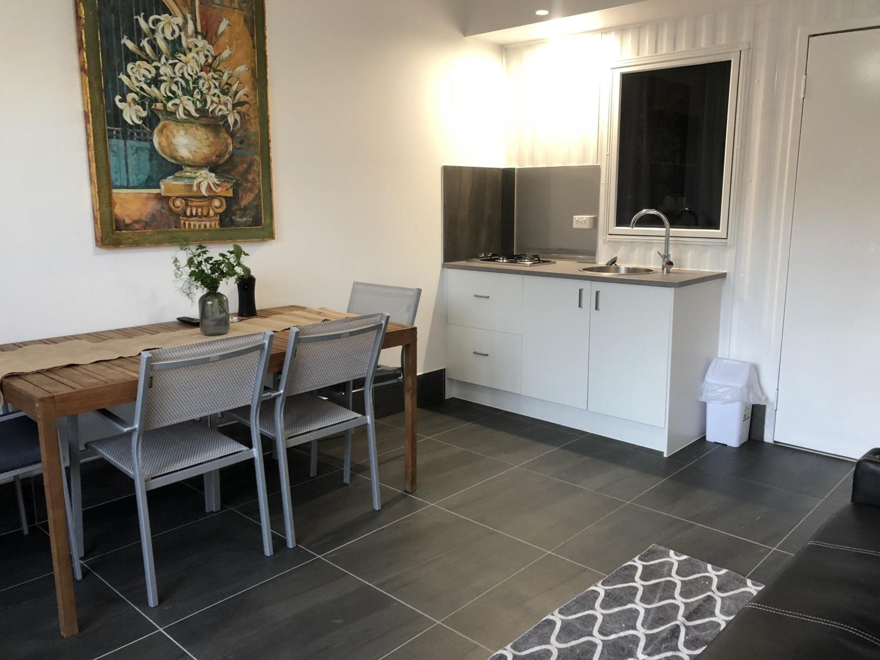 Coonawarra Ensuite Unit B