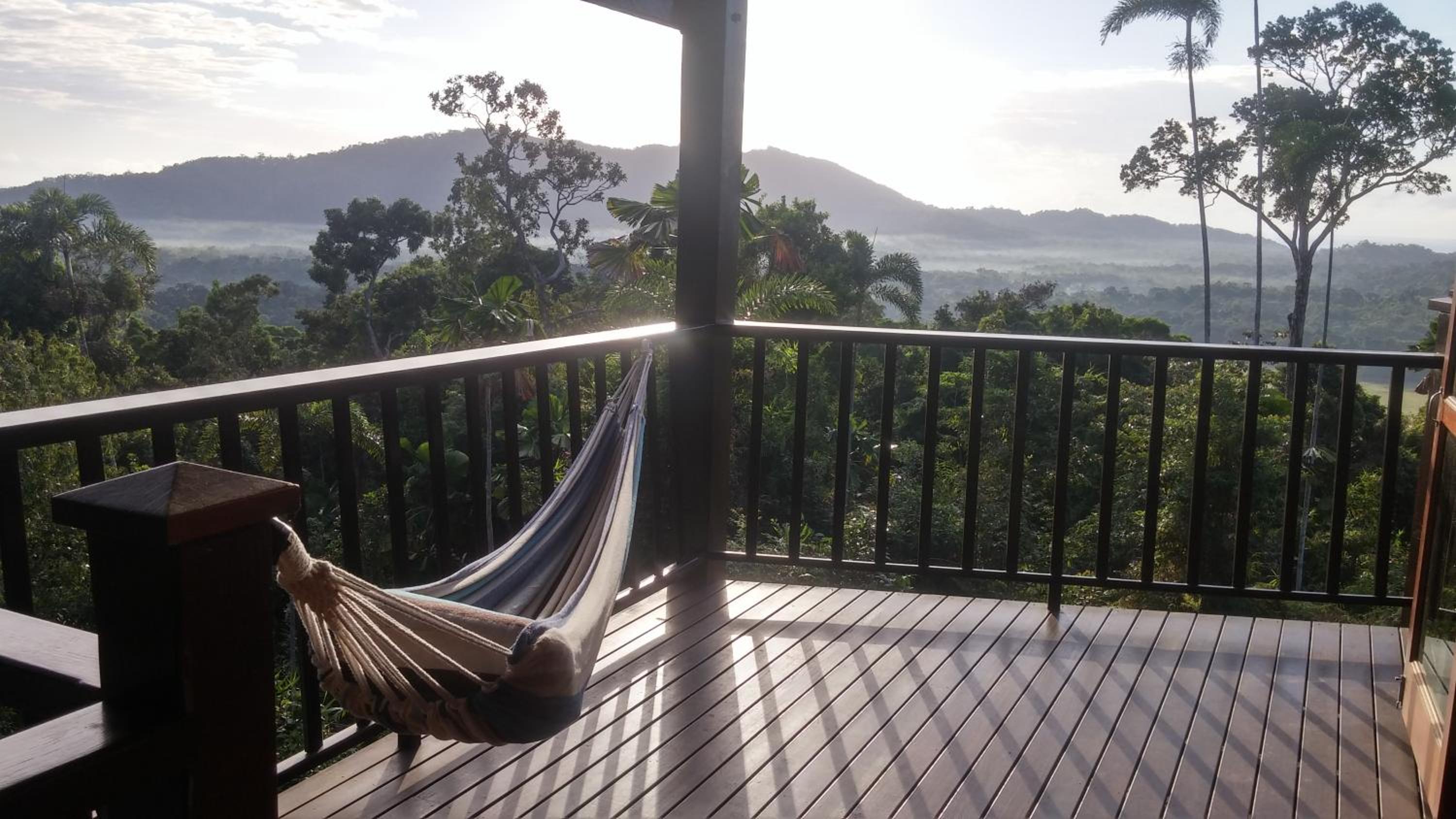 Daintree Holiday Homes - Yurara