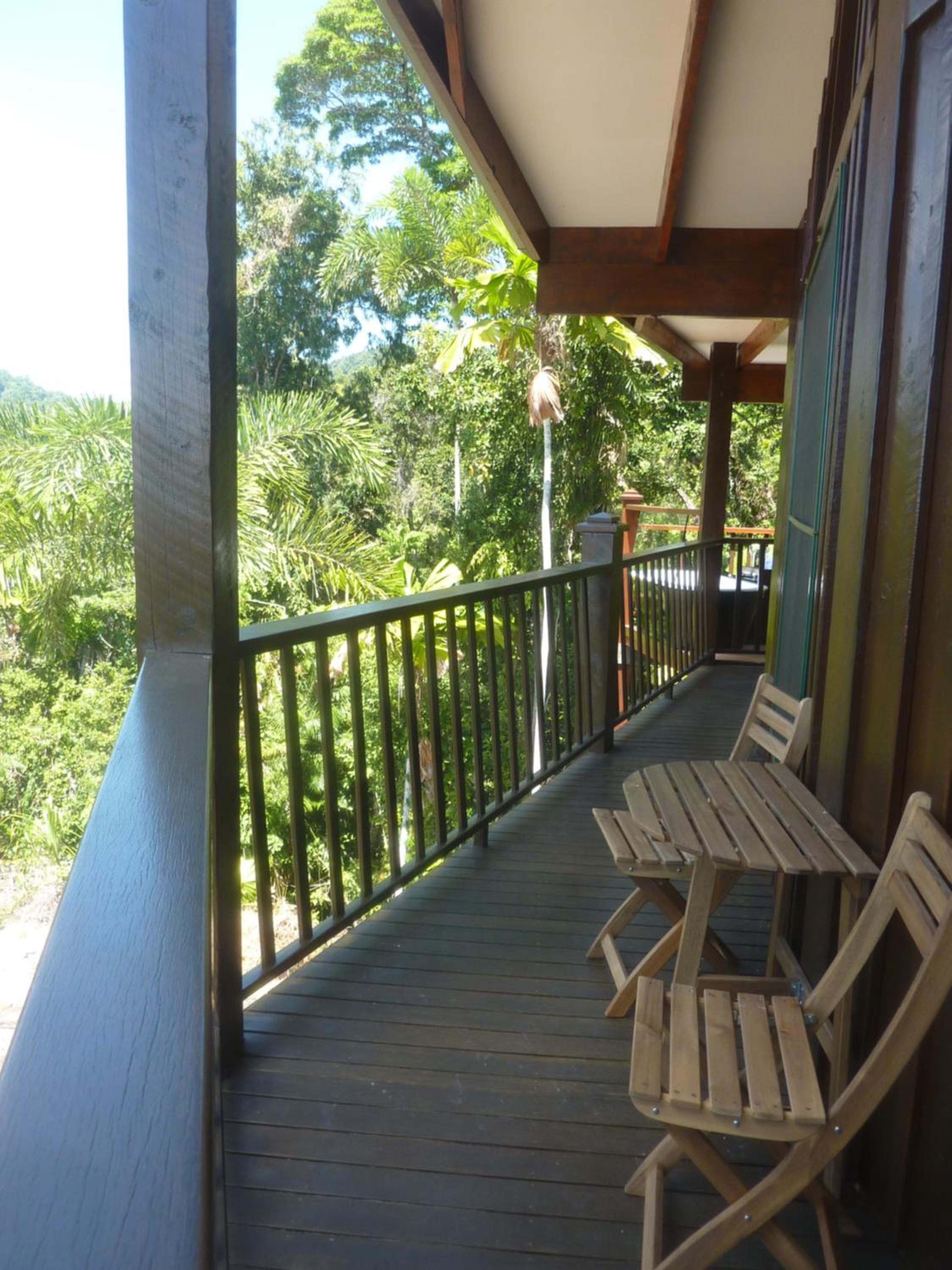 Daintree Holiday Homes - Yurara