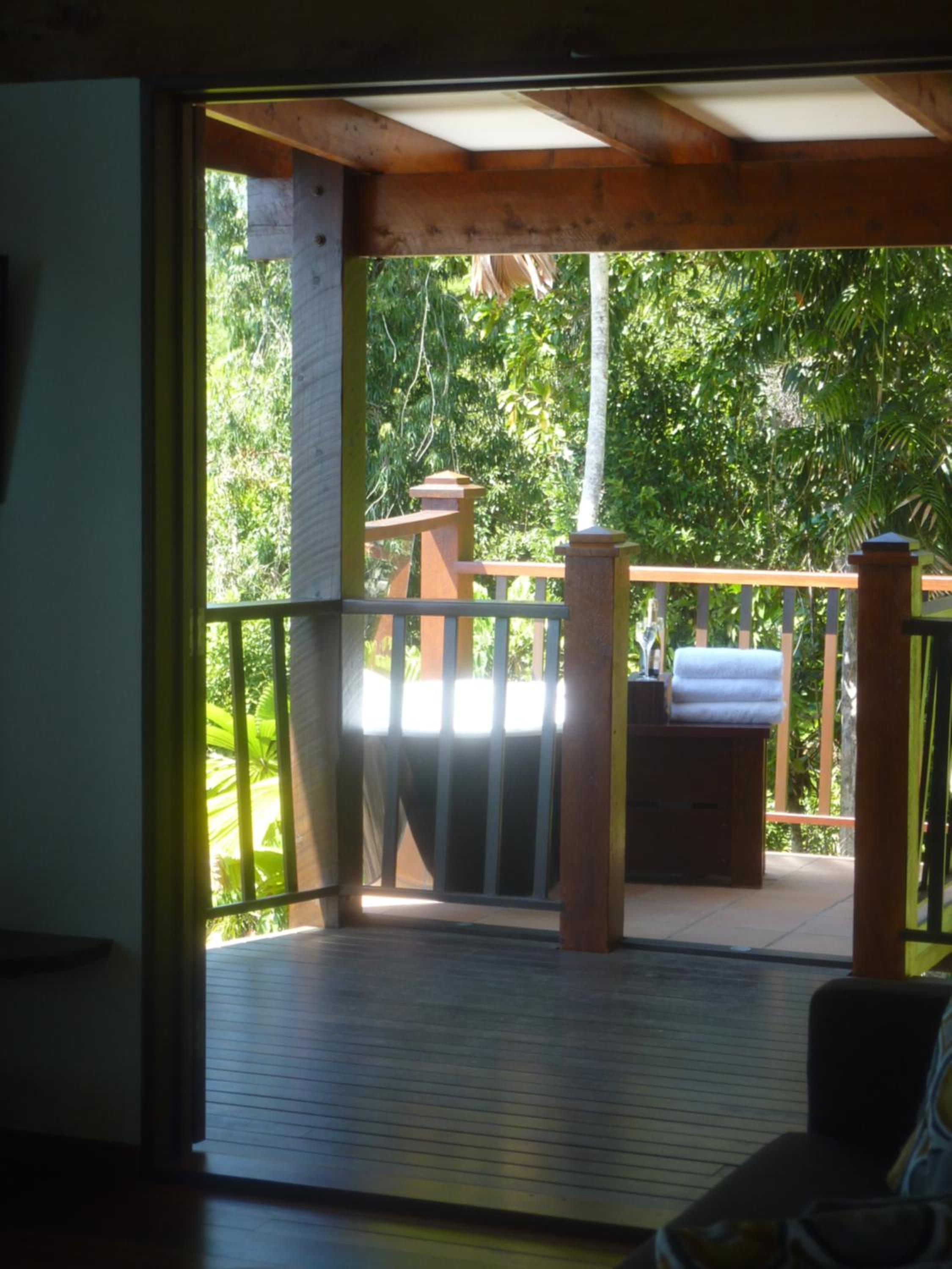 Daintree Holiday Homes - Yurara