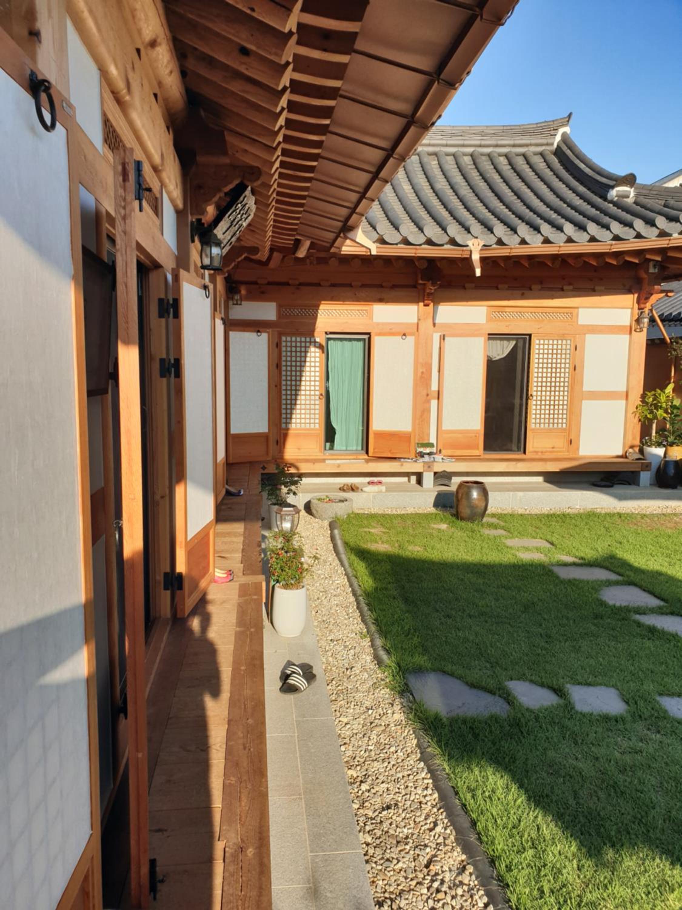 Hanok Hyeyum