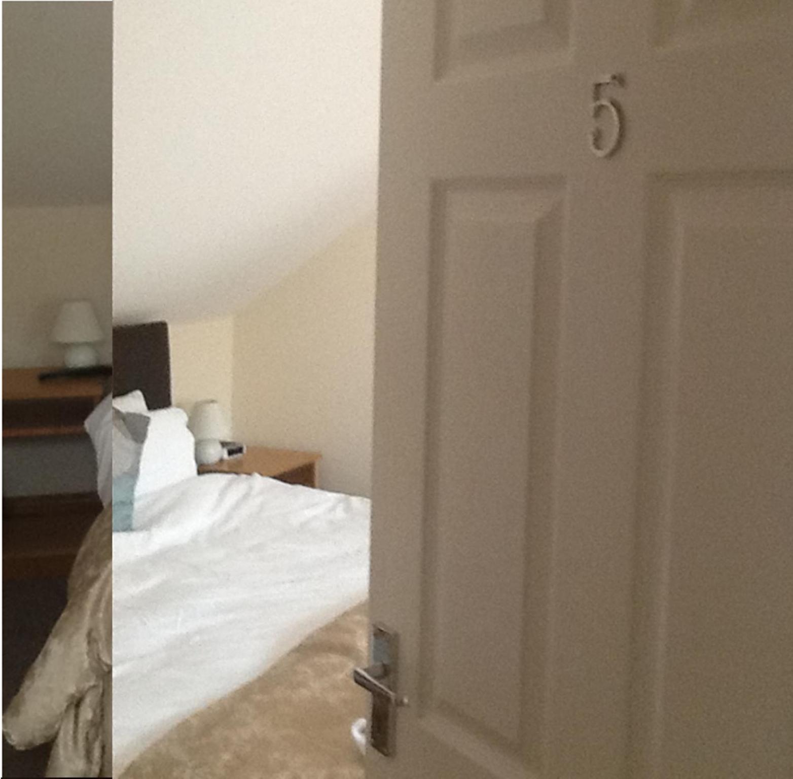 Photo 33