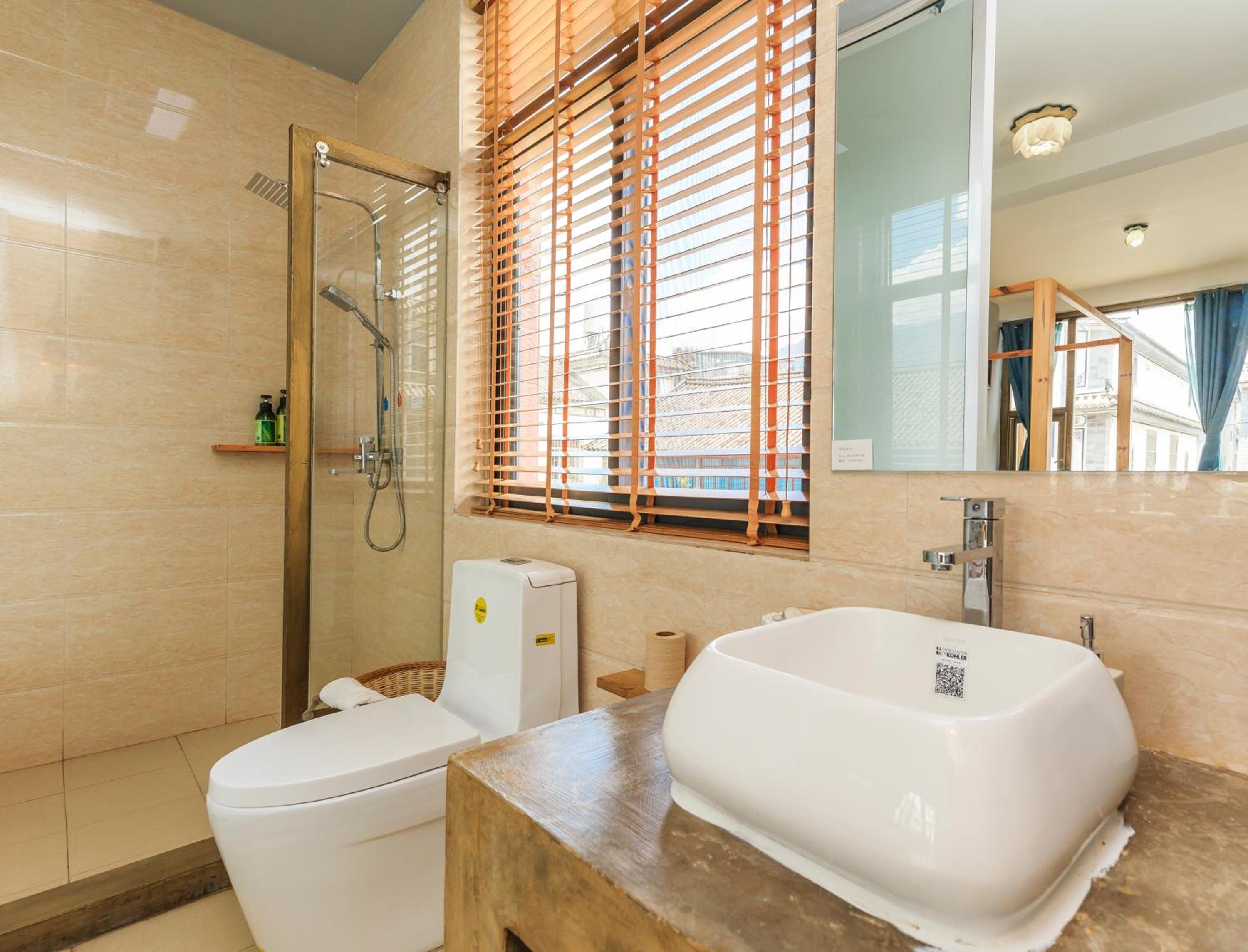 Dali Buxianshan Guesthouse-in Dali ancient city, free coffee, english speaking employee