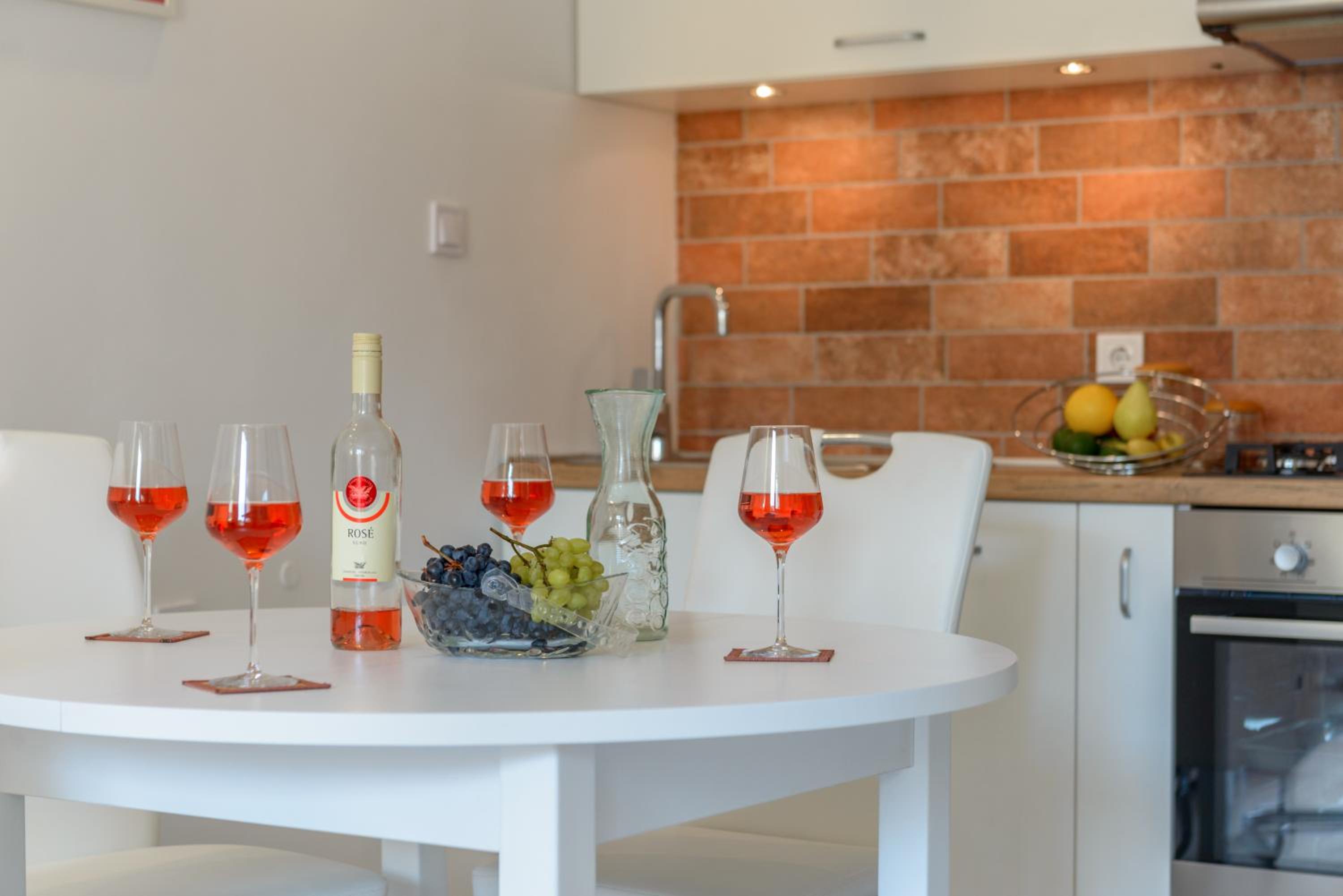 Rose Apartment
