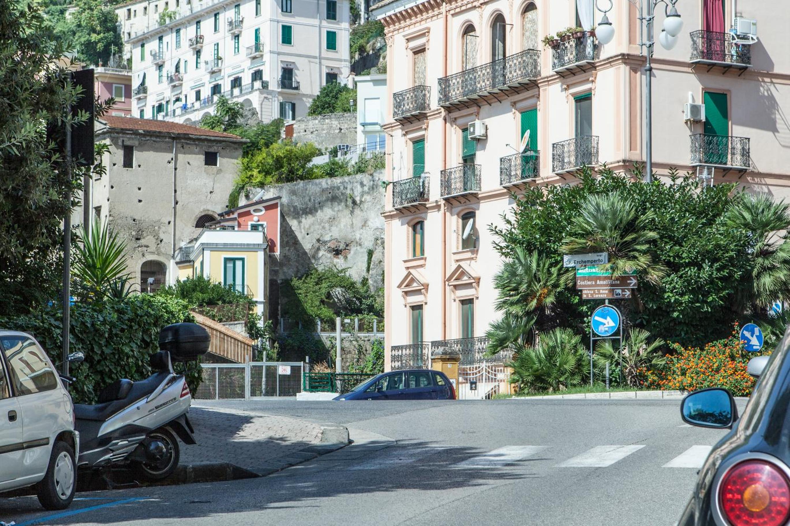 Divina Costa Salerno view 4