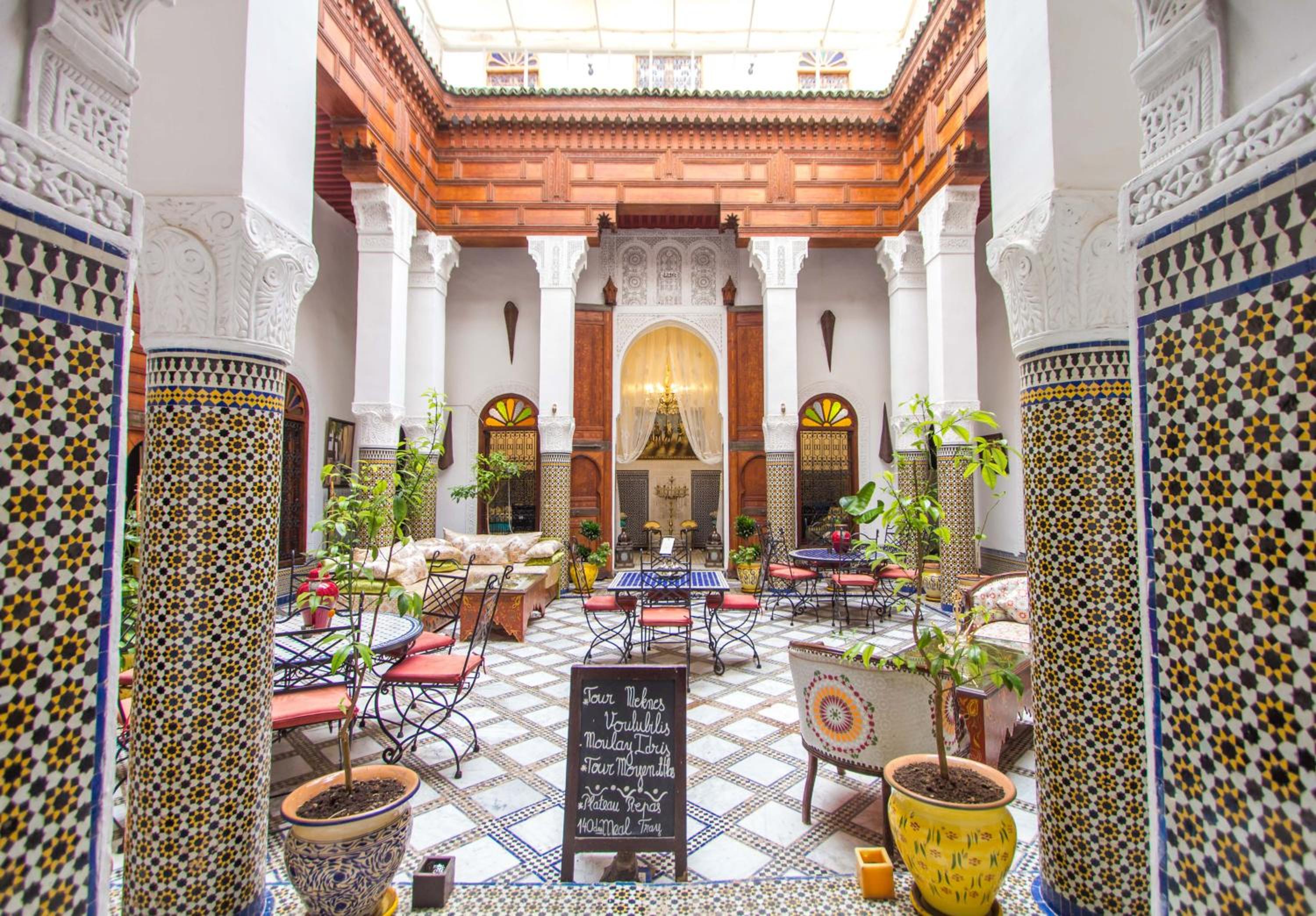 Riad Dar Skalli & SPA