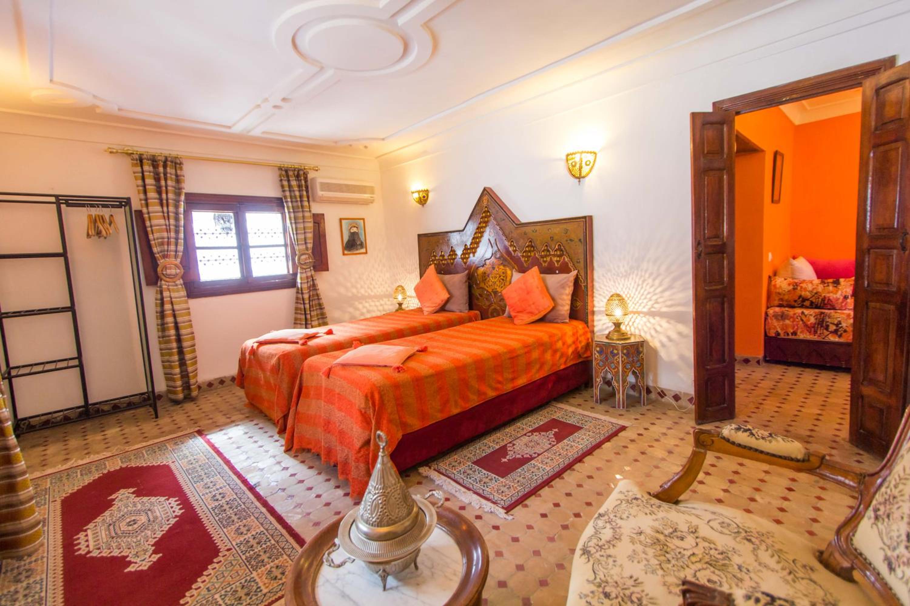 Riad Dar Skalli & SPA