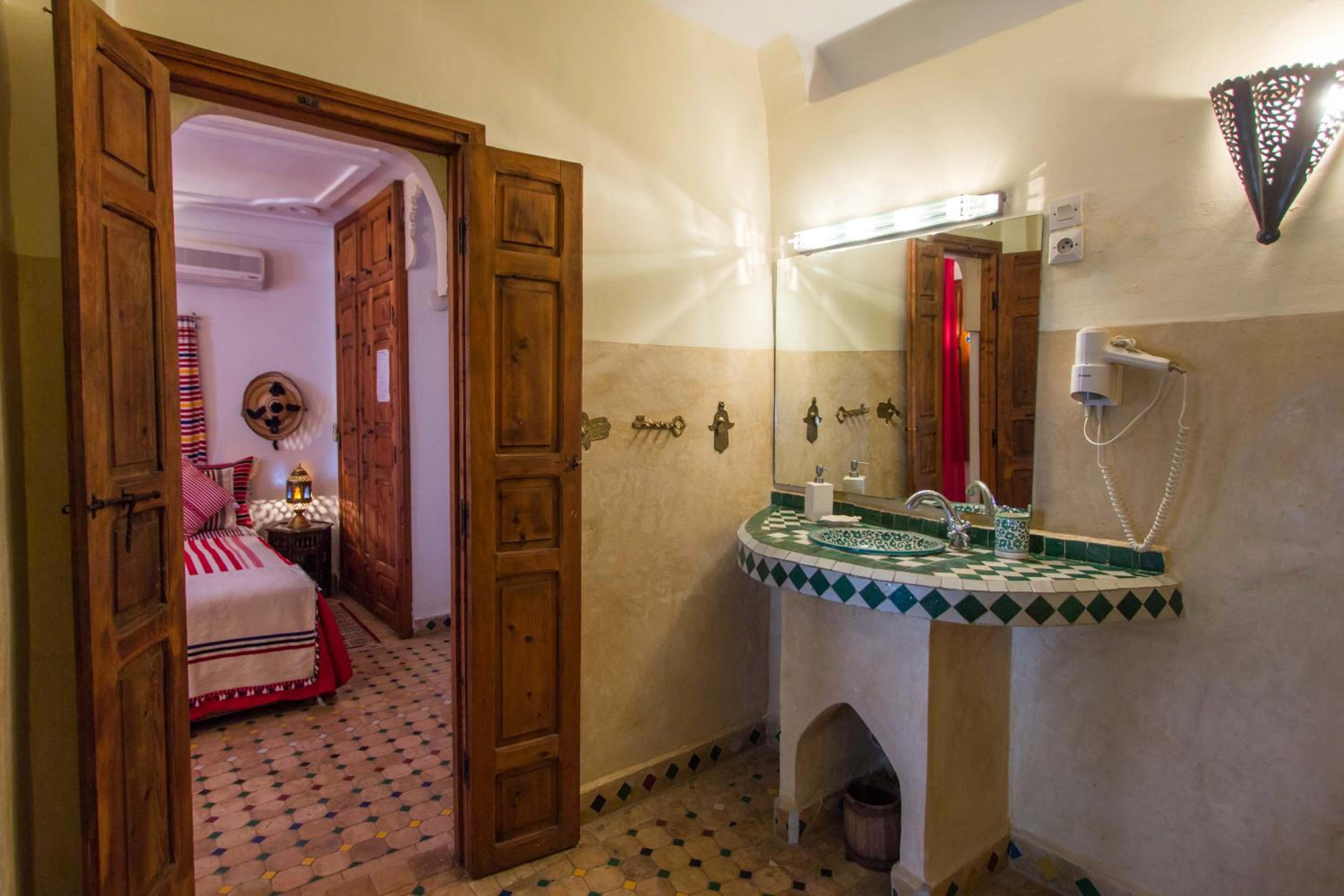 Riad Dar Skalli & SPA