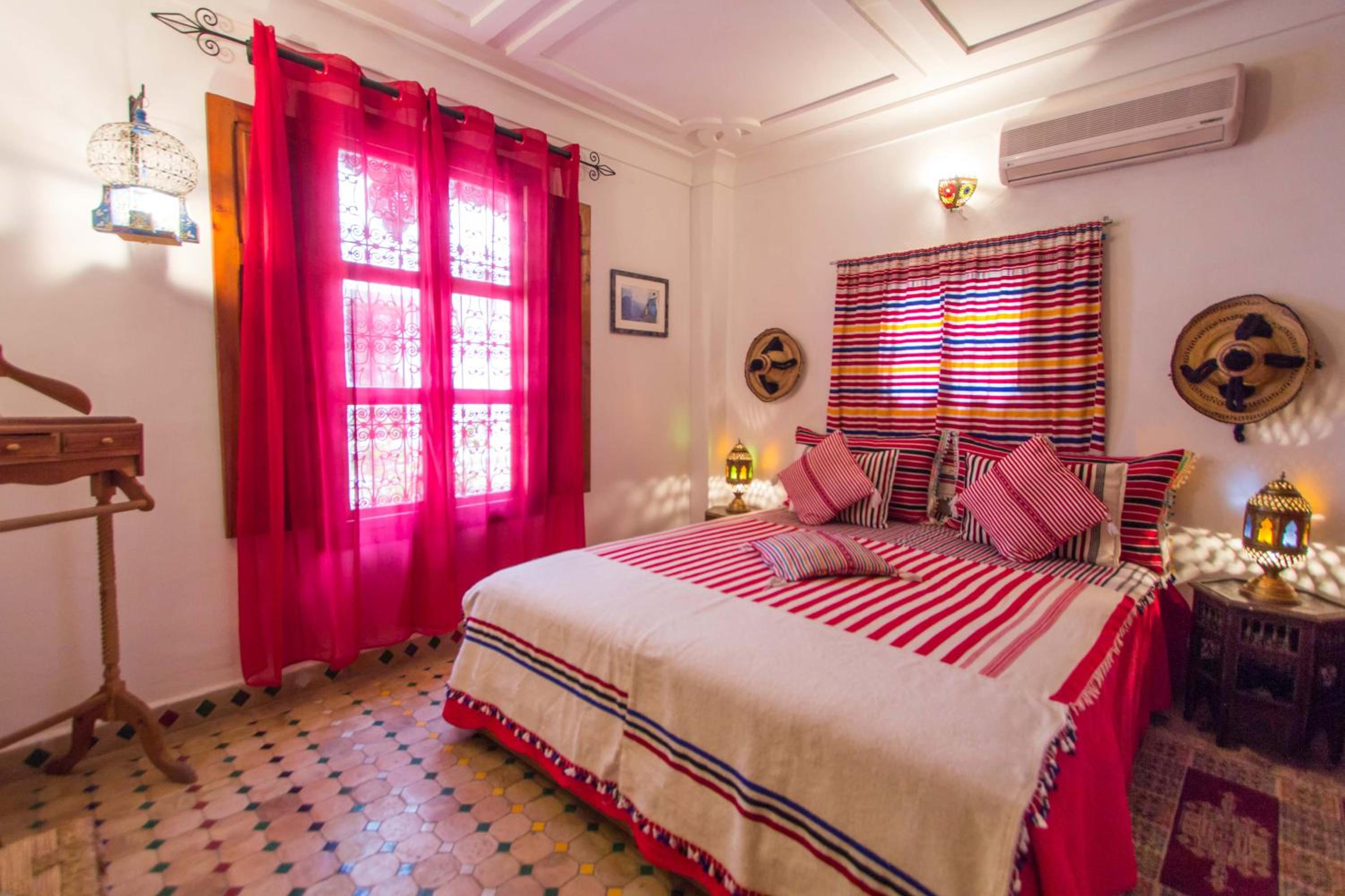 Riad Dar Skalli & SPA