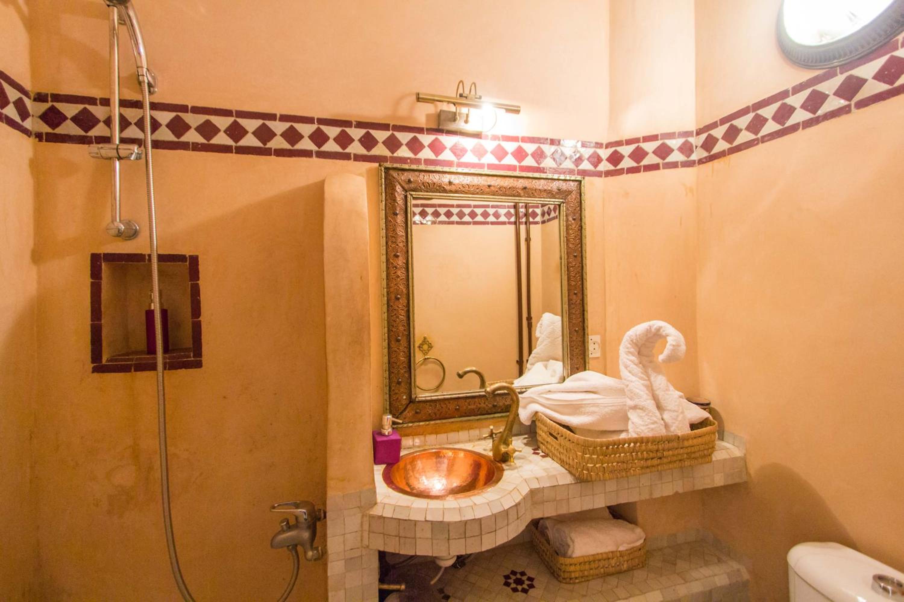 Riad Dar Skalli & SPA