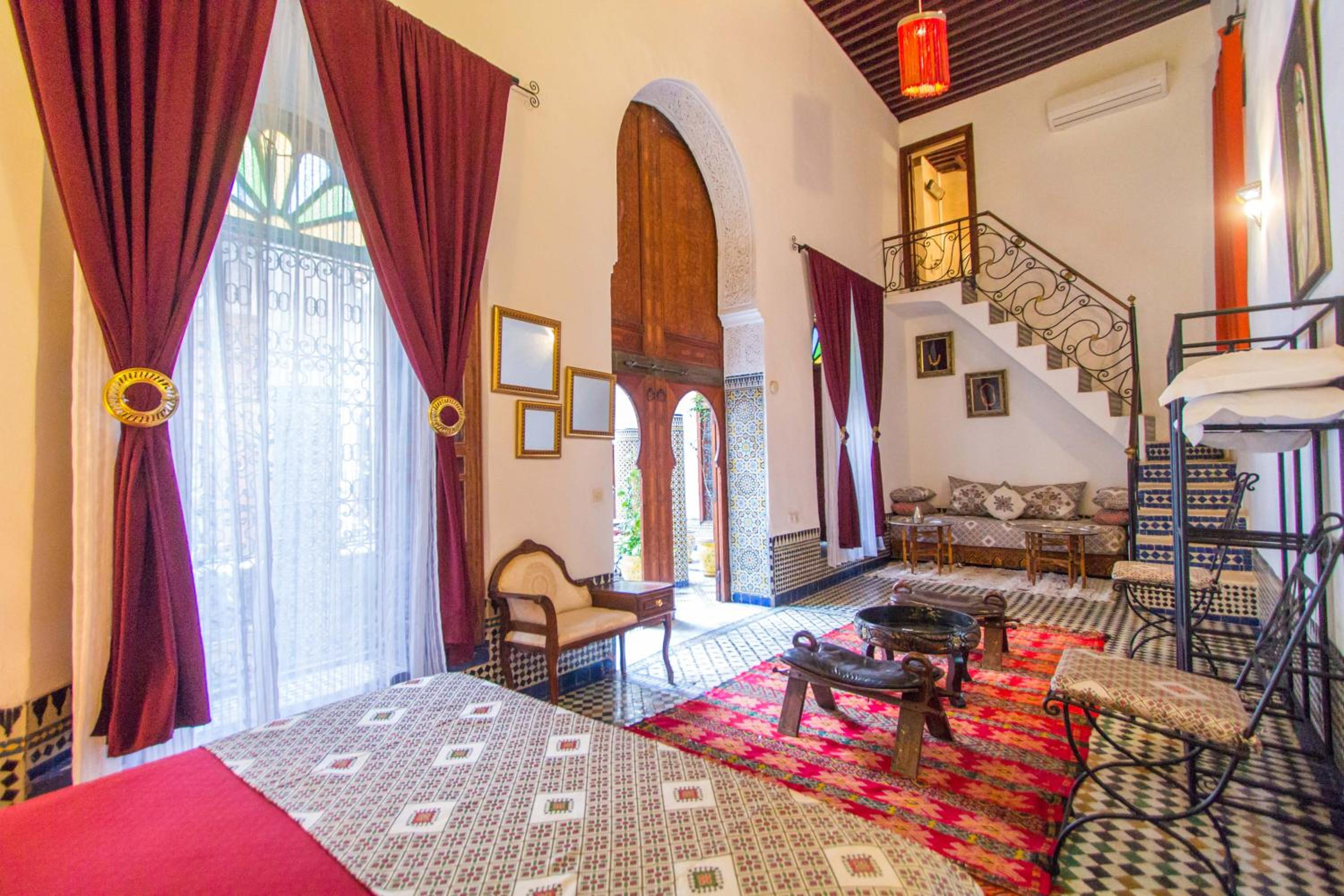 Riad Dar Skalli & SPA