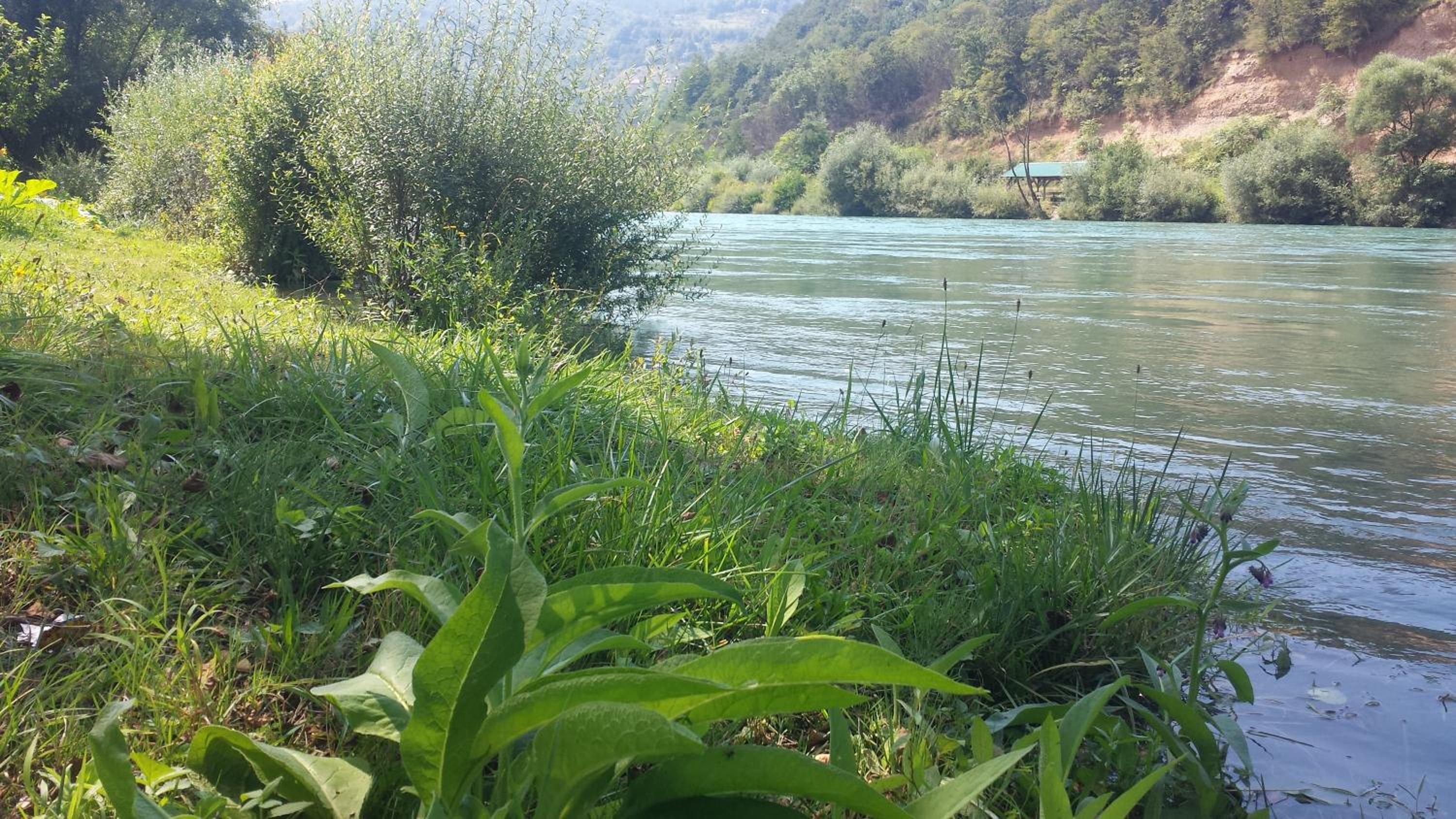 Vikendica pored Drine Foča