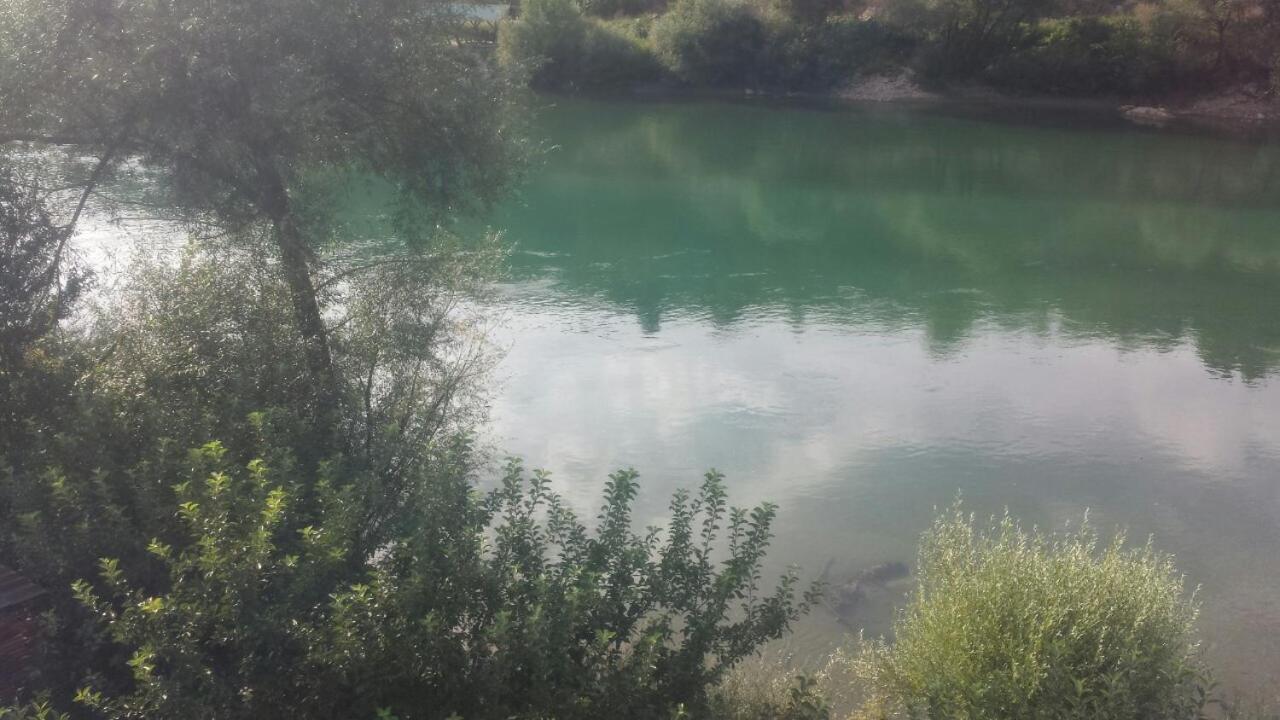 Vikendica pored Drine Foča