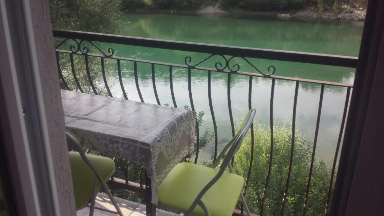 Vikendica pored Drine Foča