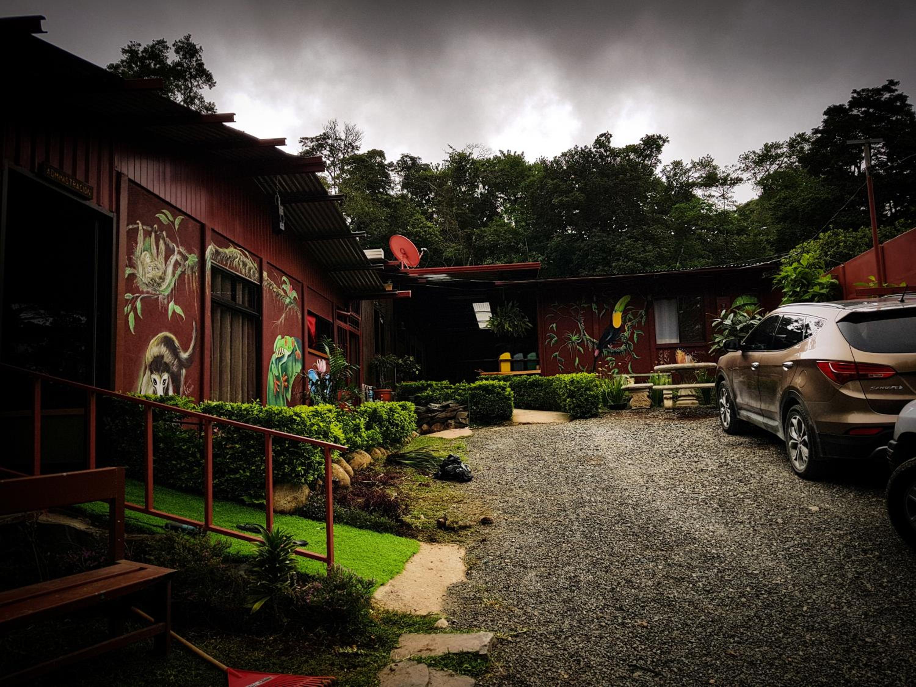 Greemount Hotel
