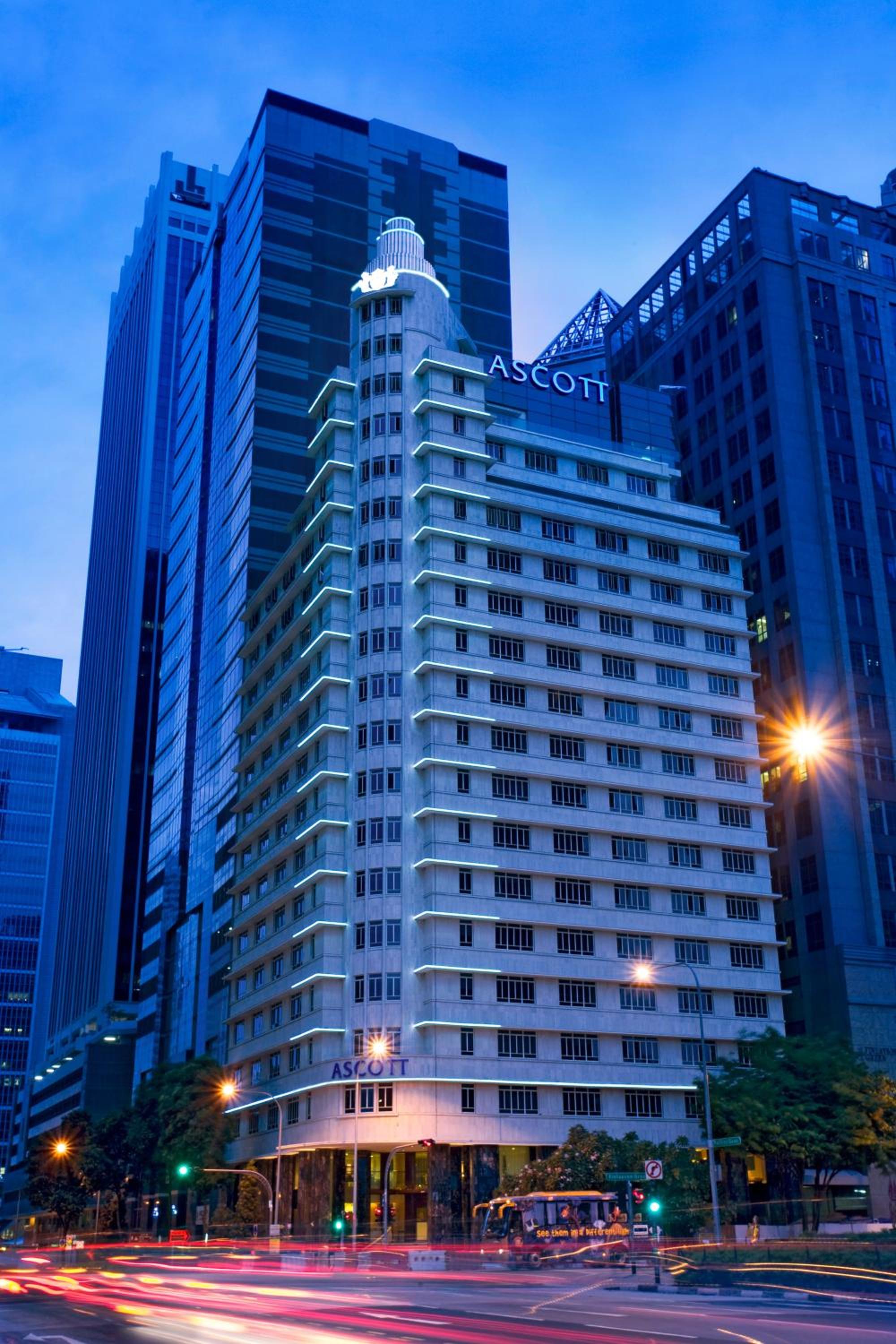 Hotel Ascott Raffles Place Singapore - Image 1