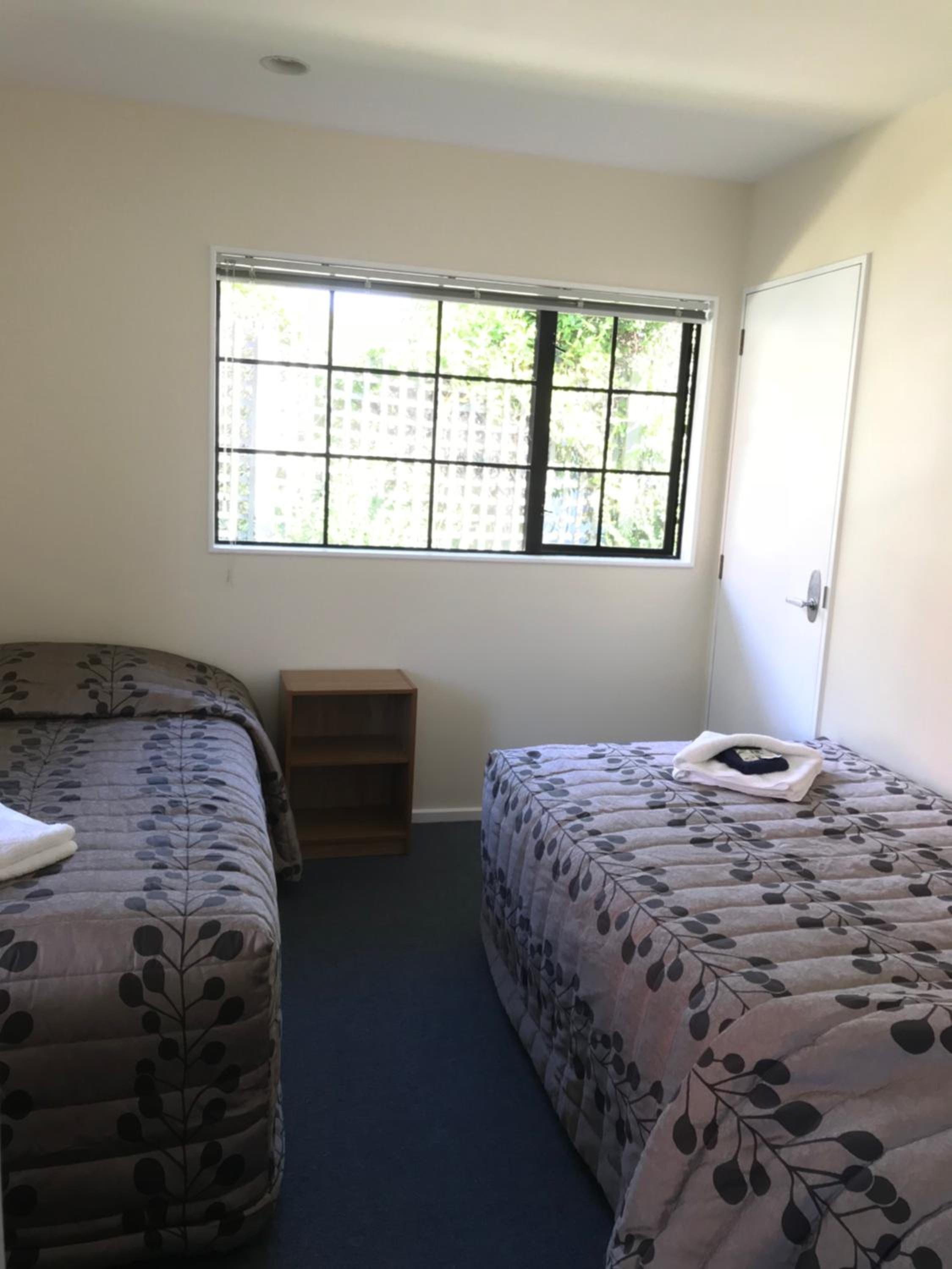 Tudor Lodge Motel