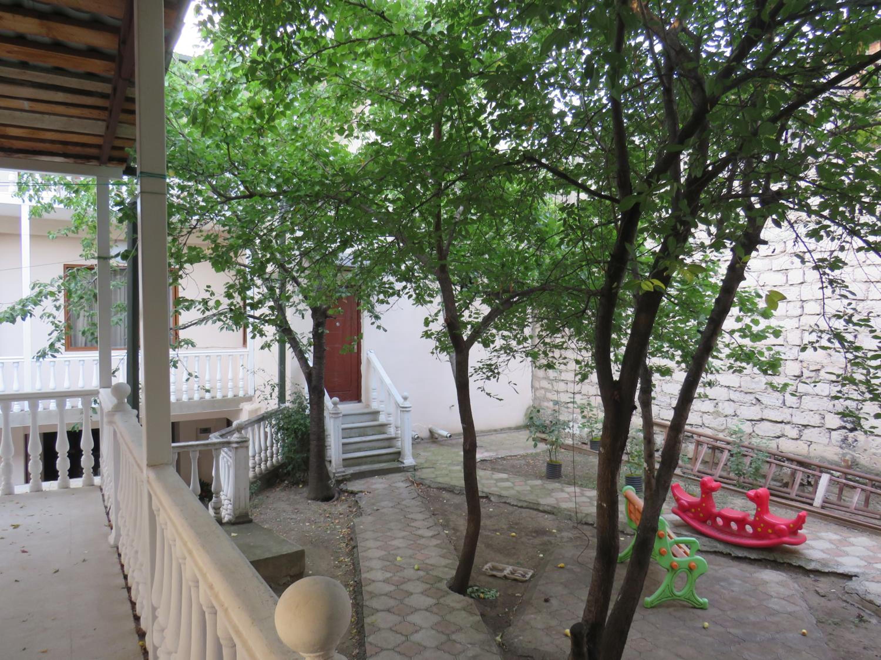 Photo 48