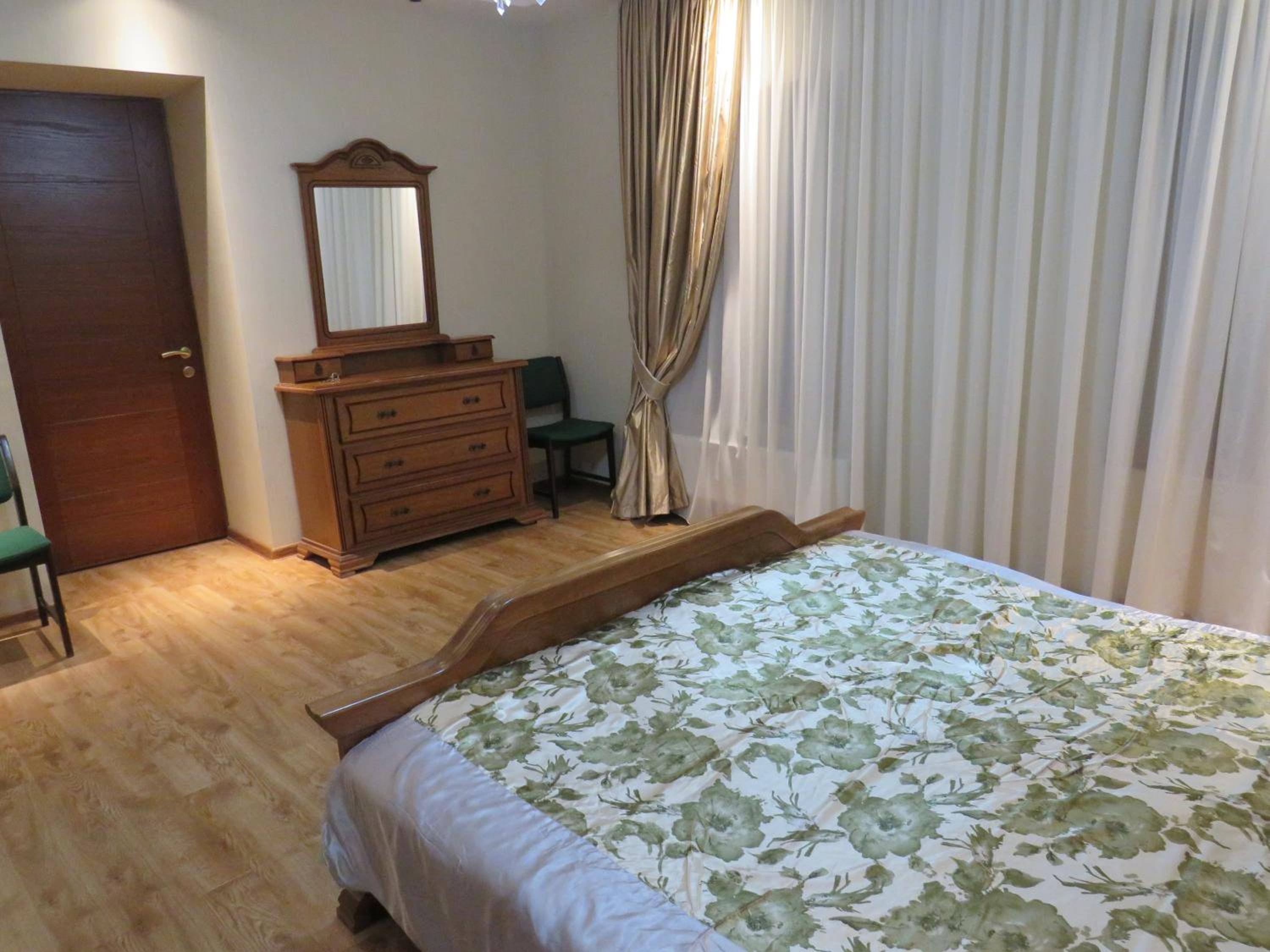 Photo 24