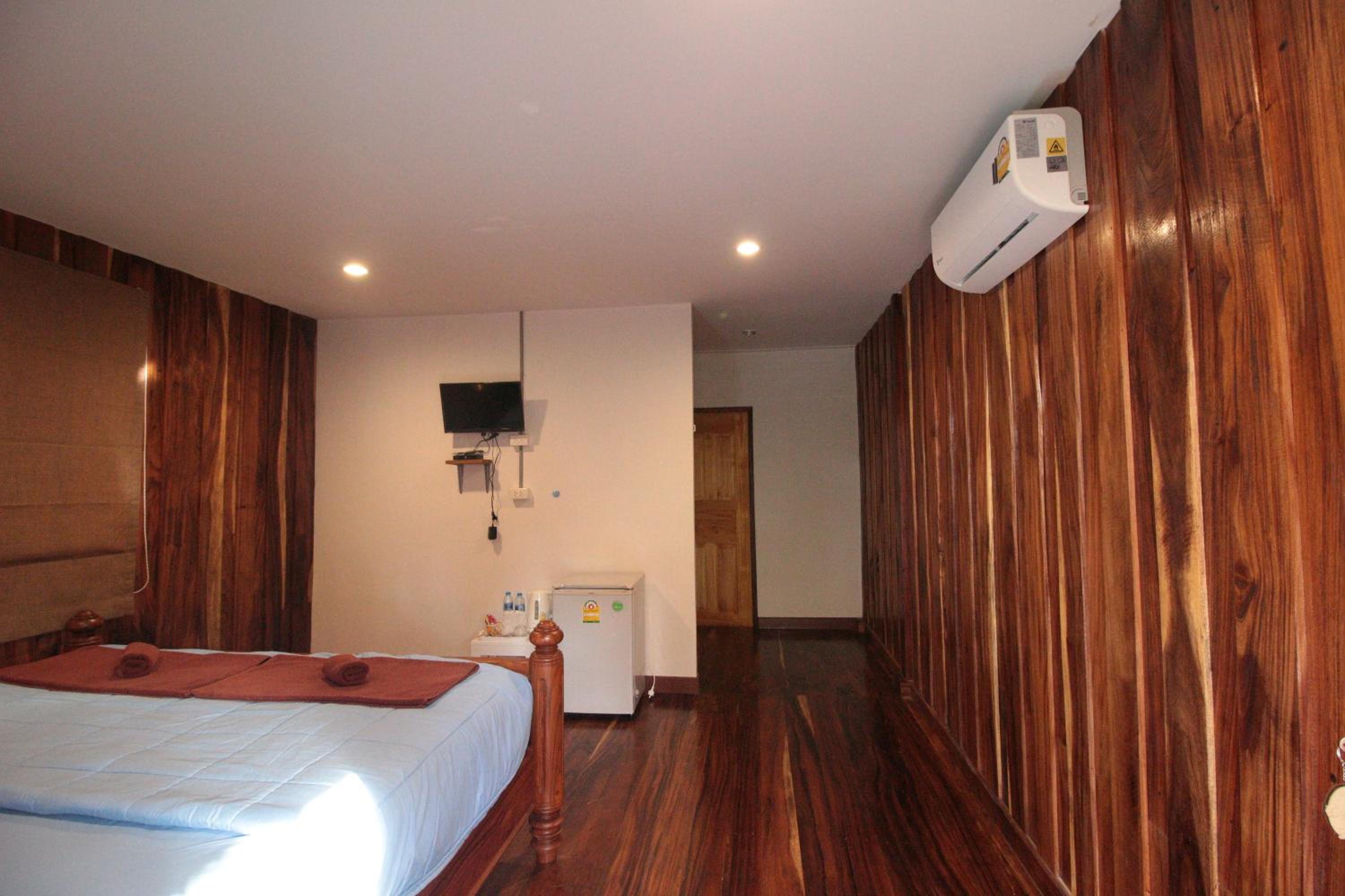 Photo 21