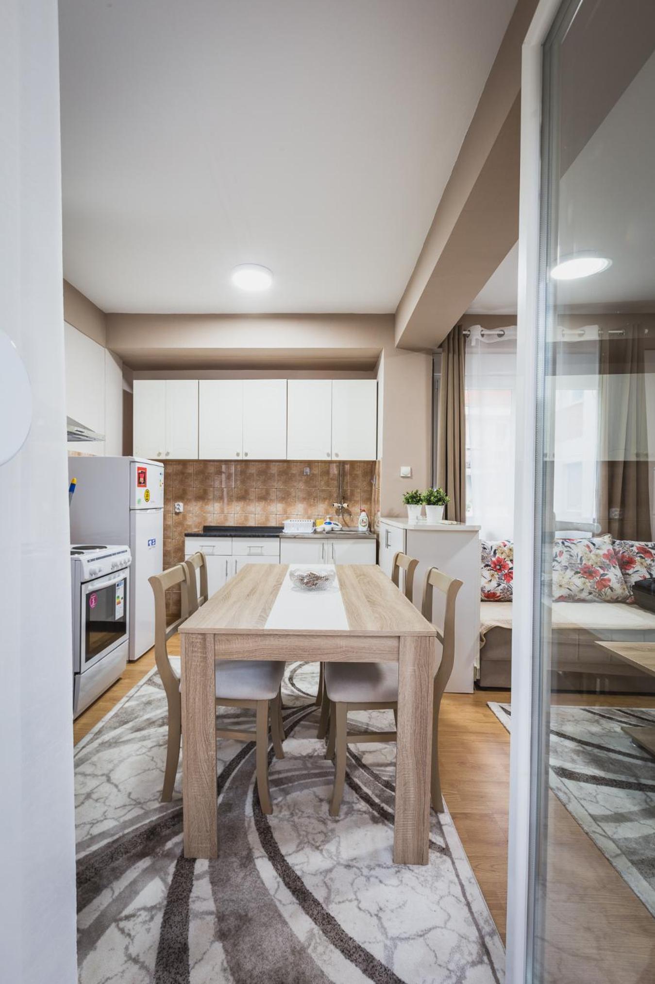 Axios Apartment