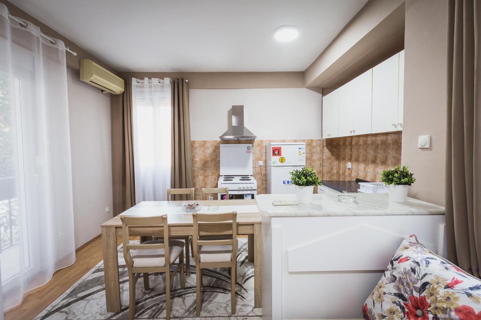 Axios Apartment