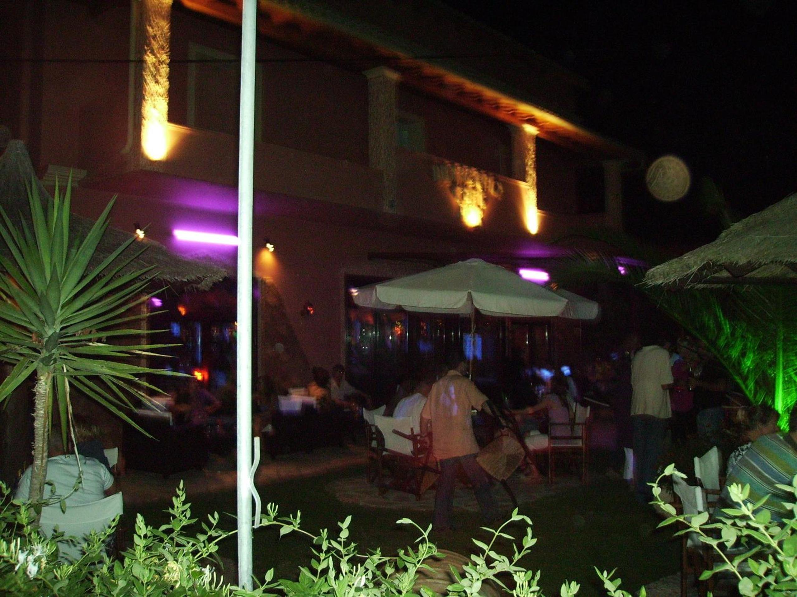 Kostas Apartments & studios