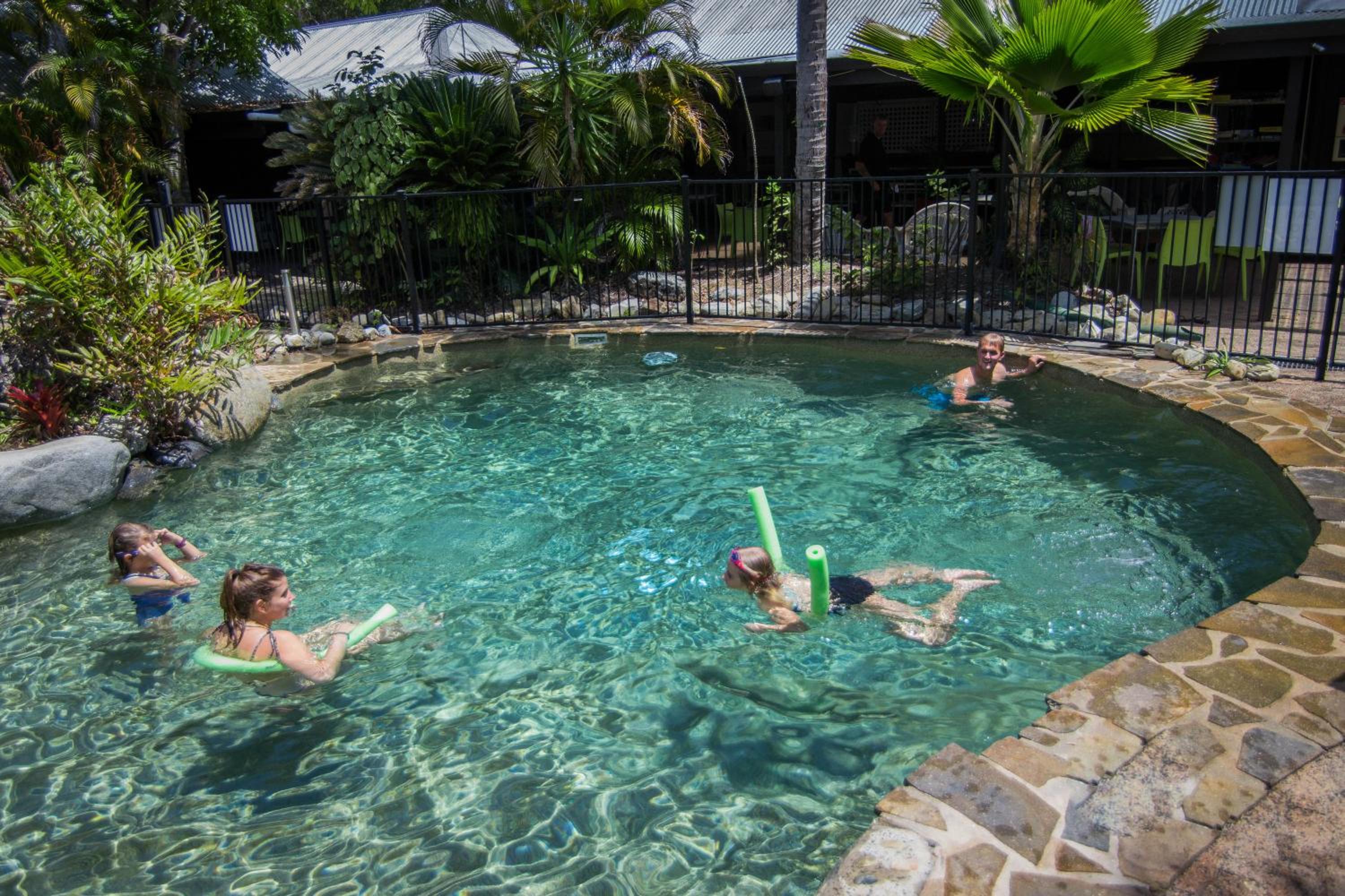 Coral Beach Lodge - Image 3