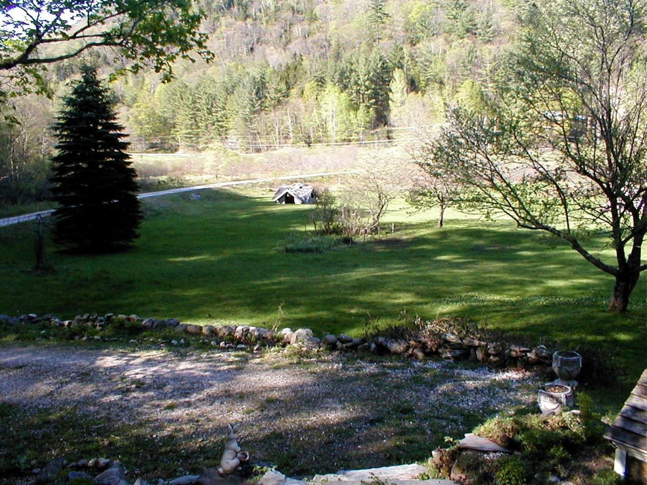 Mountain Valley Retreat