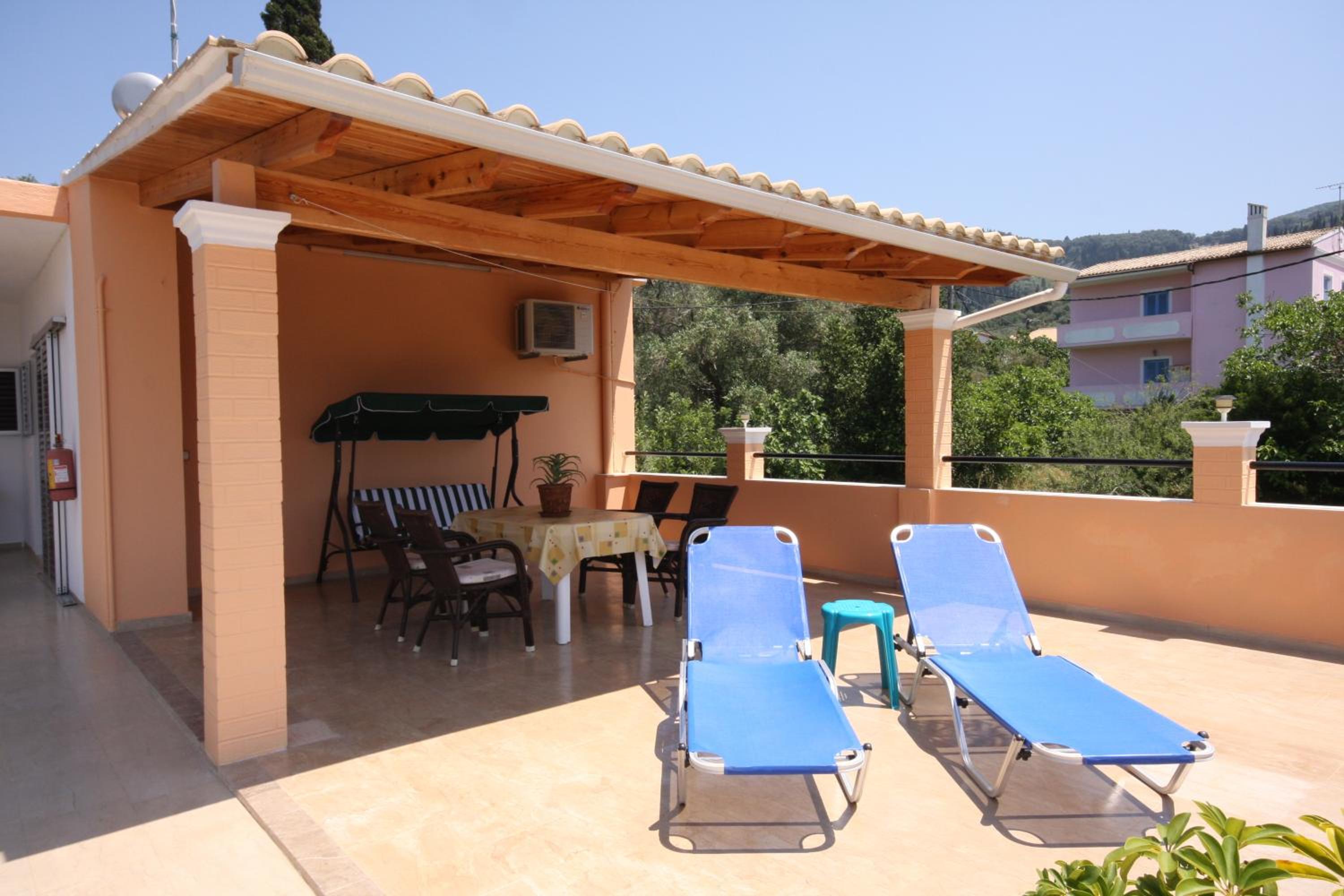 Kostas Apartments & studios