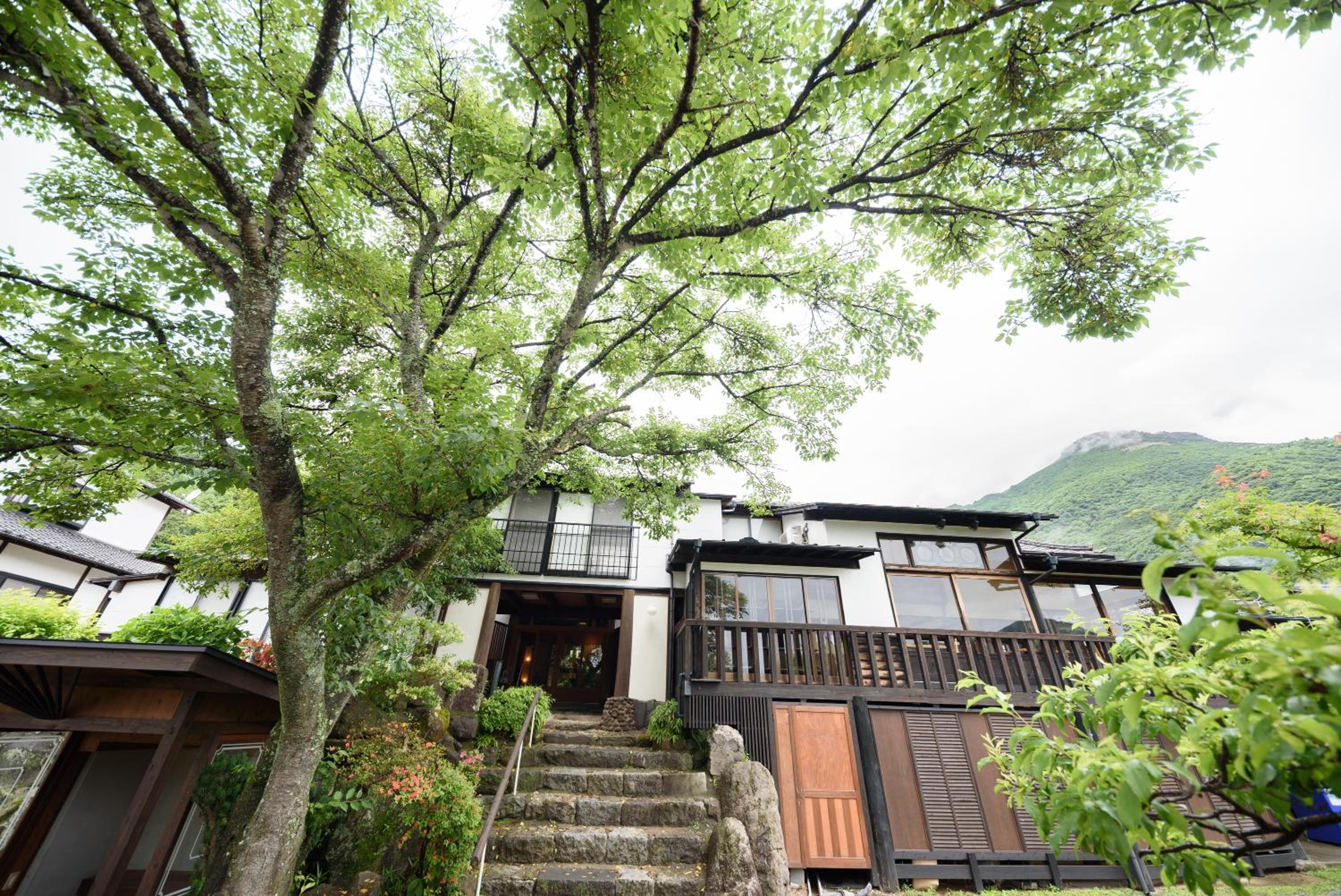 Yufuin Onsen Tsukanoma