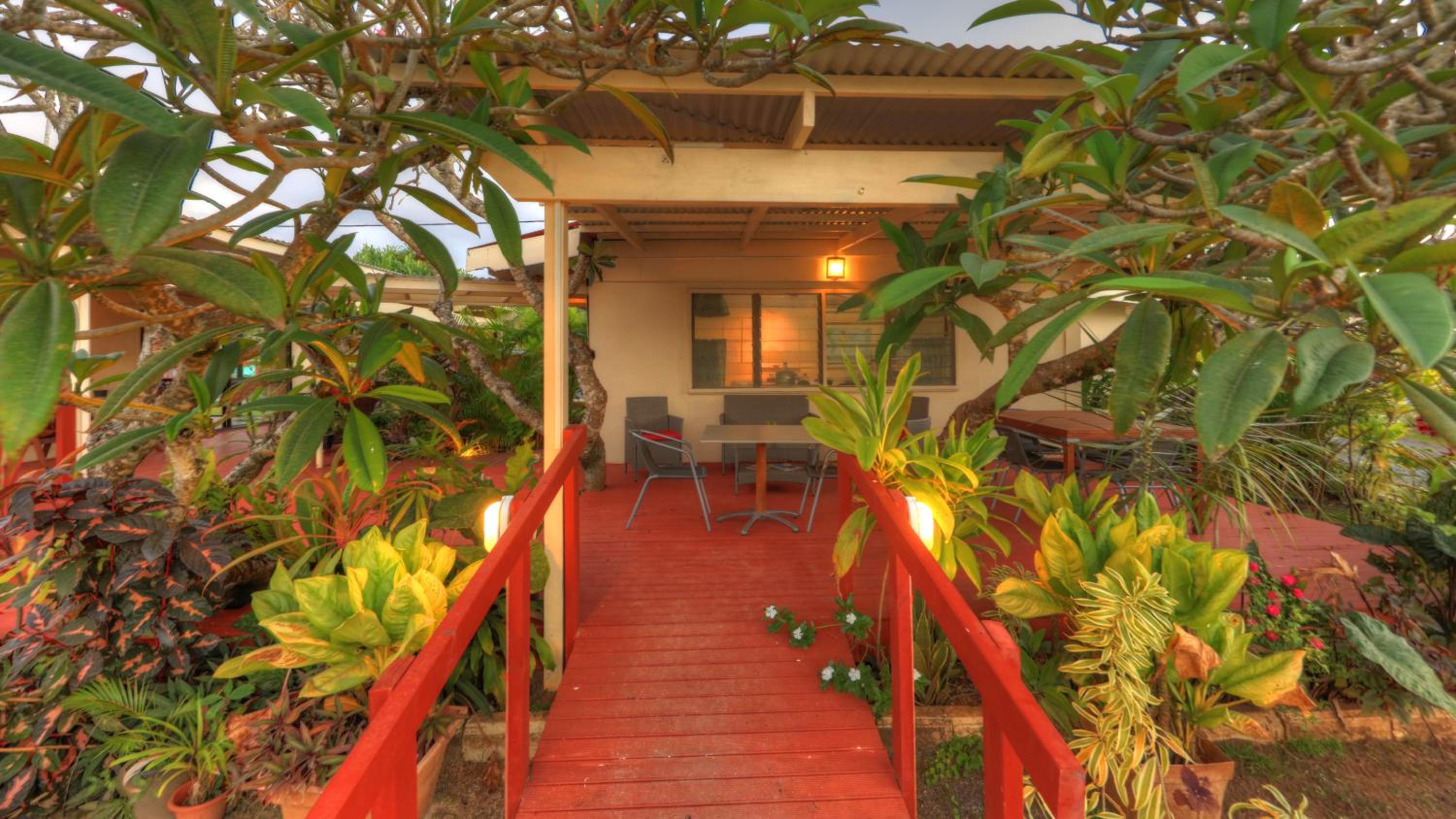 Kiikii Inn & Suites