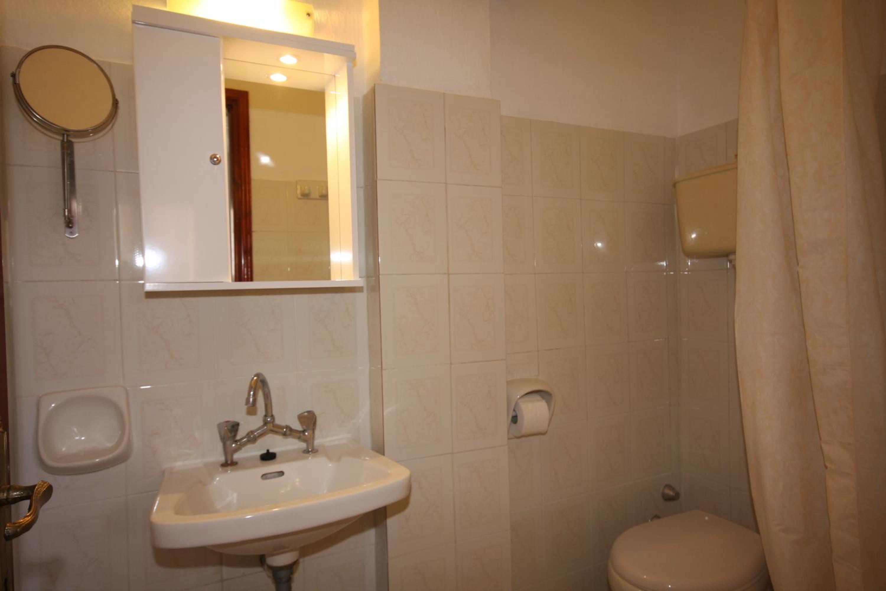 Kostas Apartments & studios