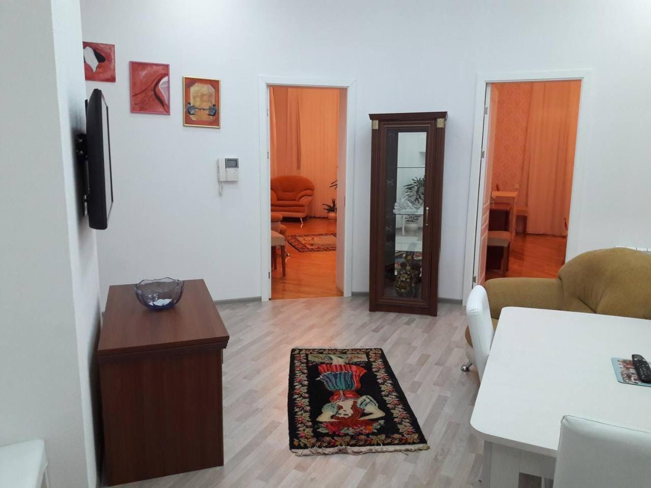NIZAMI Street 2