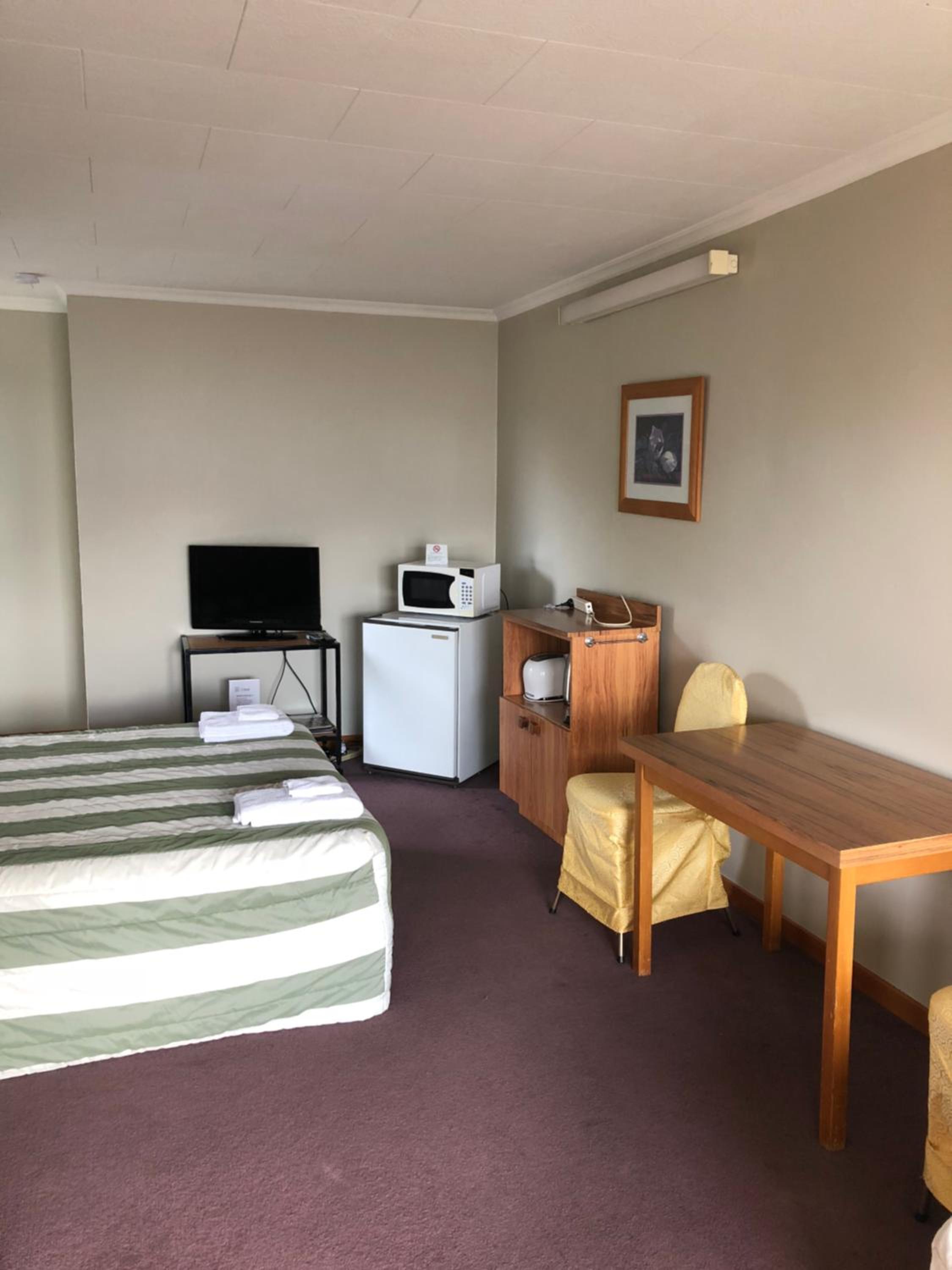 Lilybrook Motel