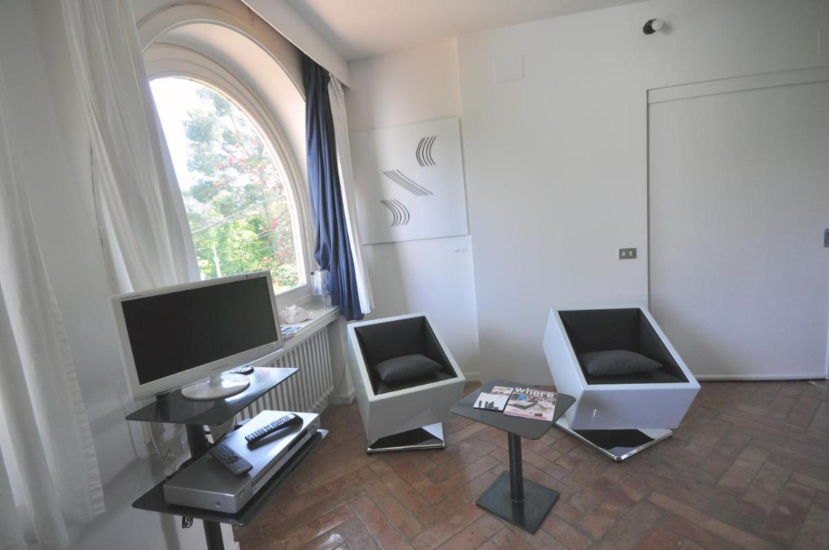Residenza Le Rose Villa D'Arte