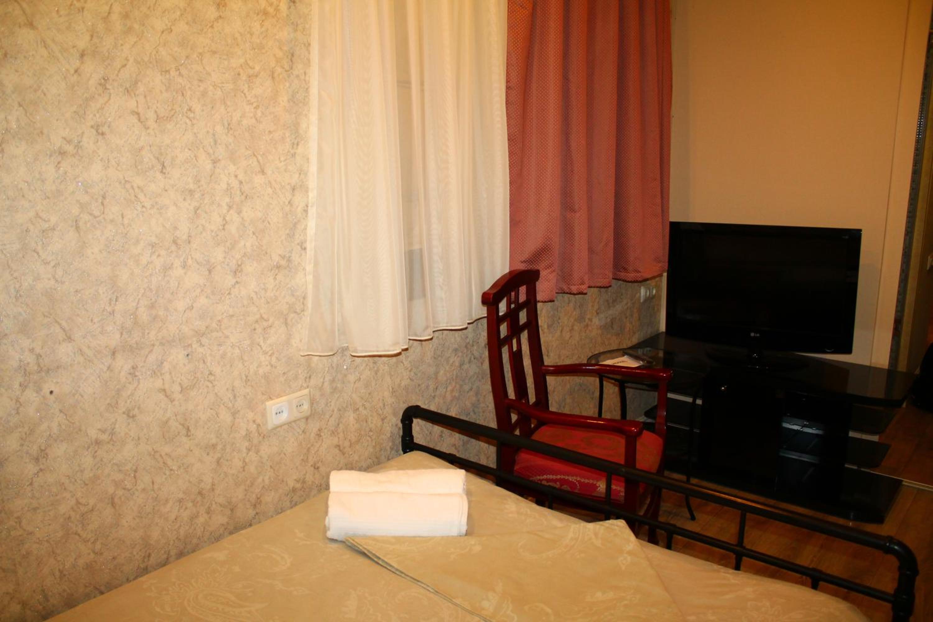 MGA Hostel & Tours