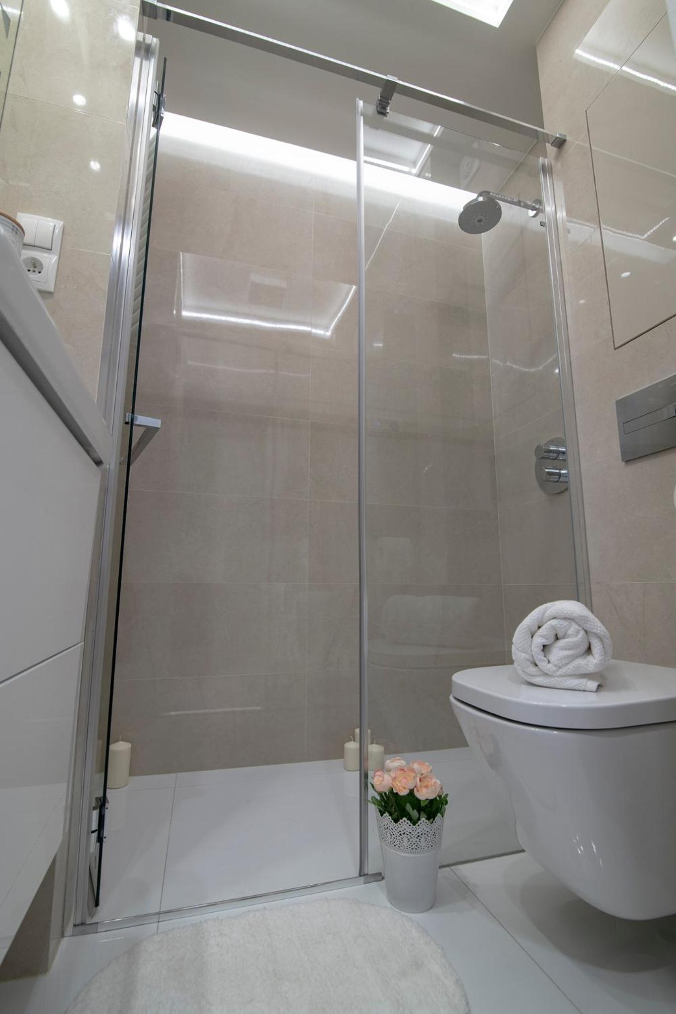WLR Apartments - Hoza I view 5
