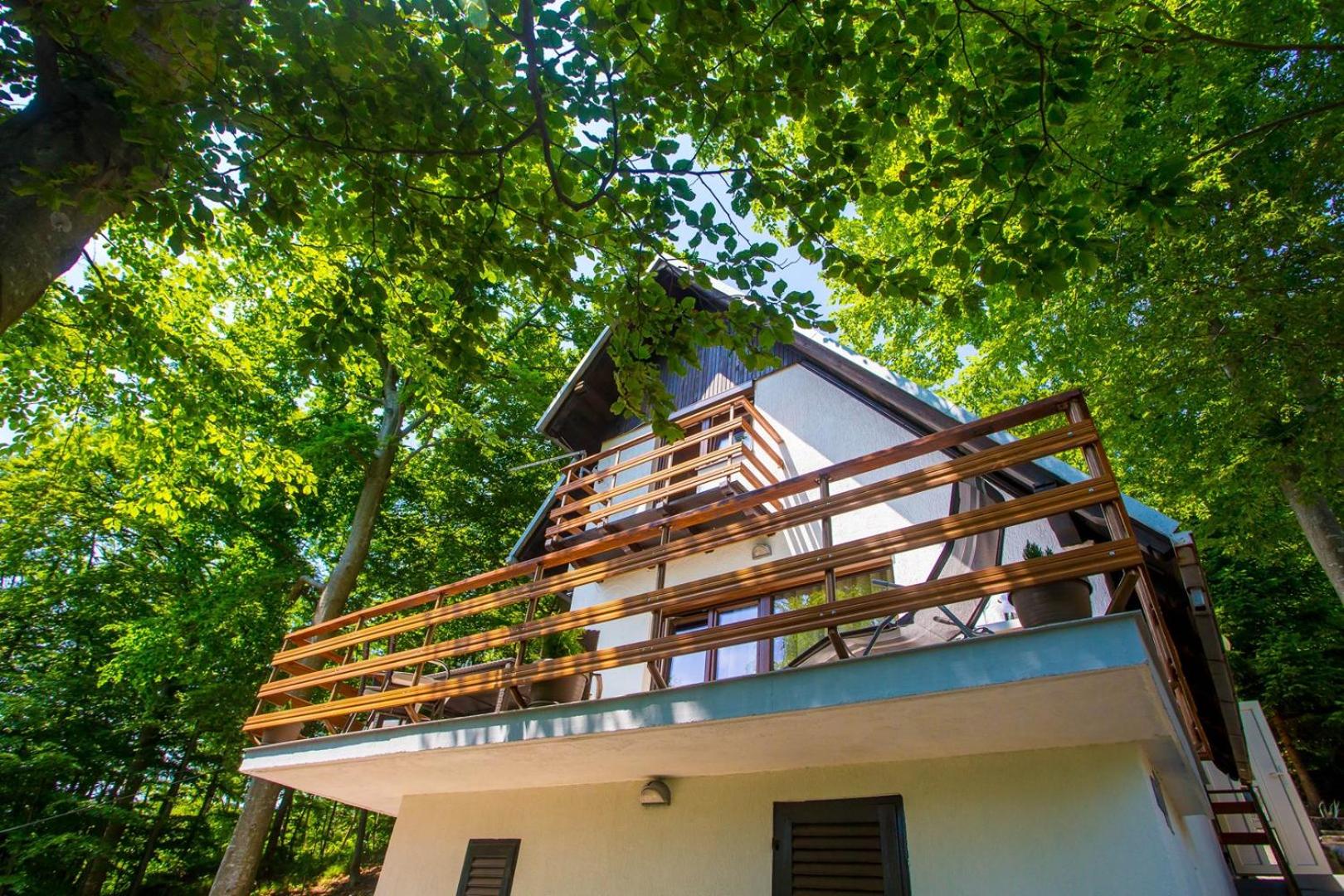Holiday Home Vanda view 3