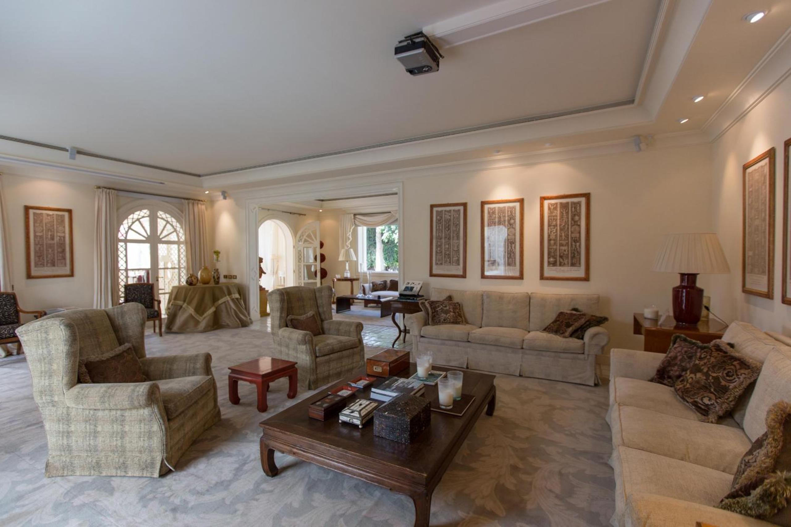 lounge
