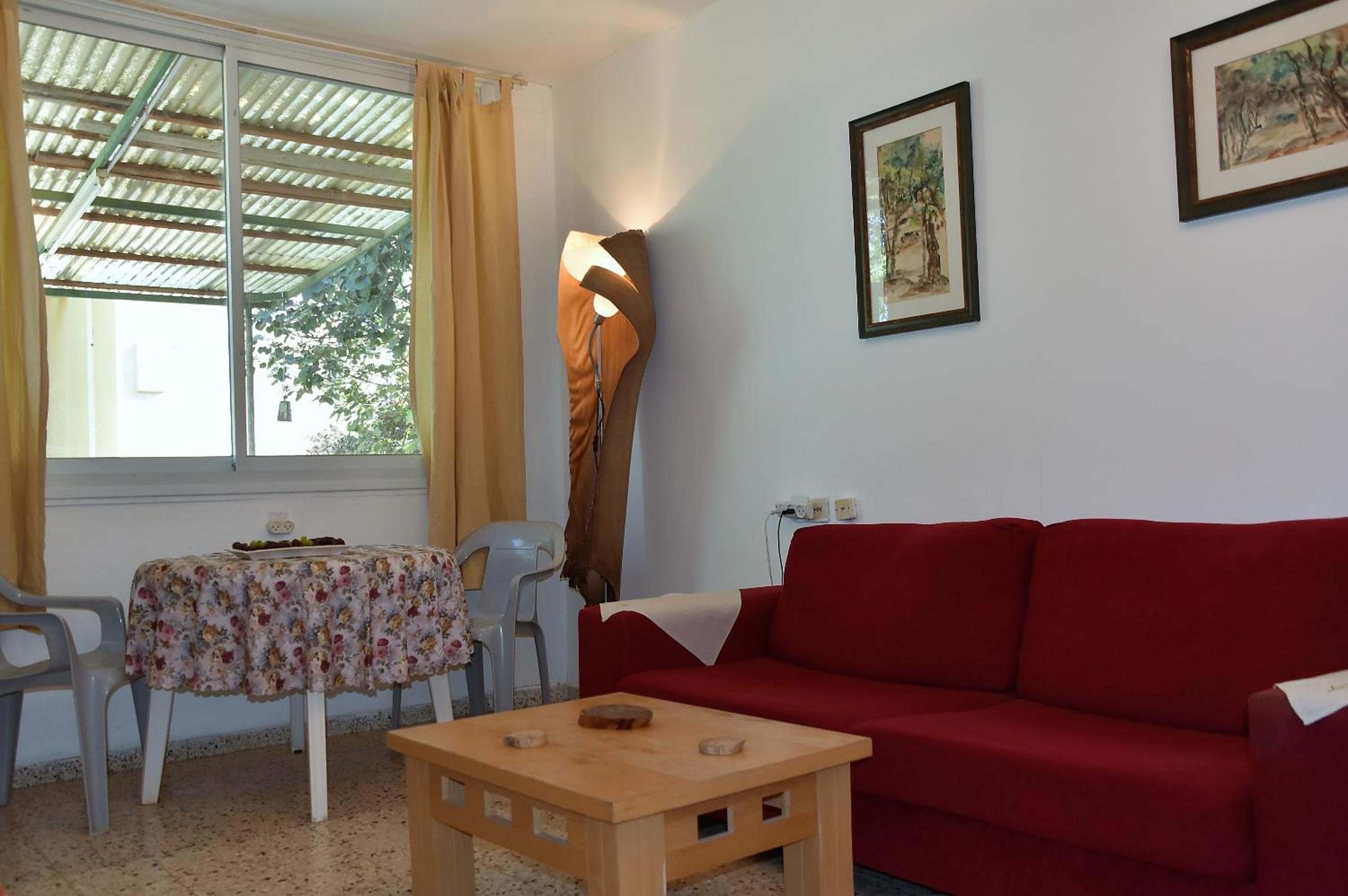 Ein Gedi Family Apartment view 4