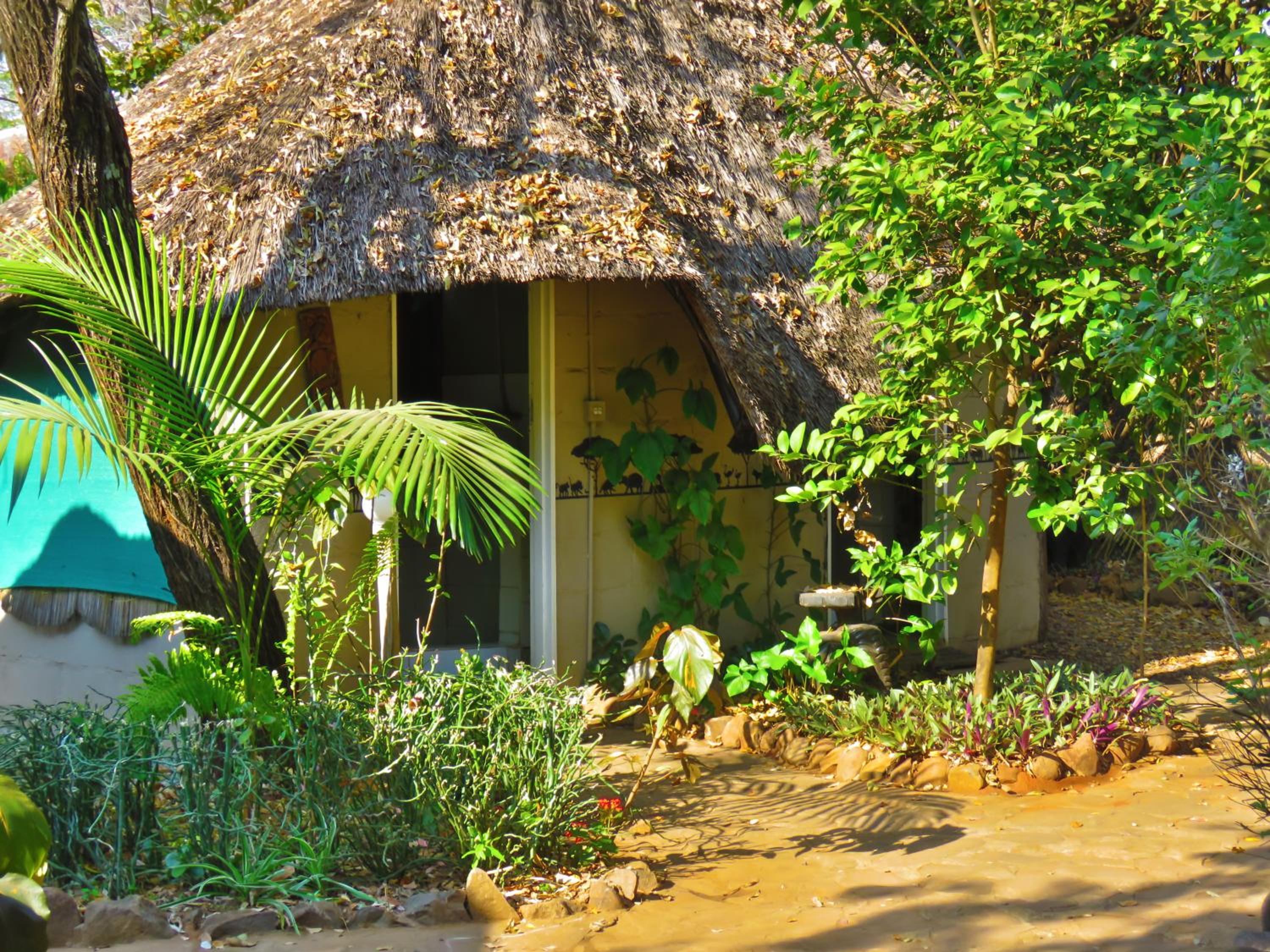Victoria Falls Backpackers Lodge